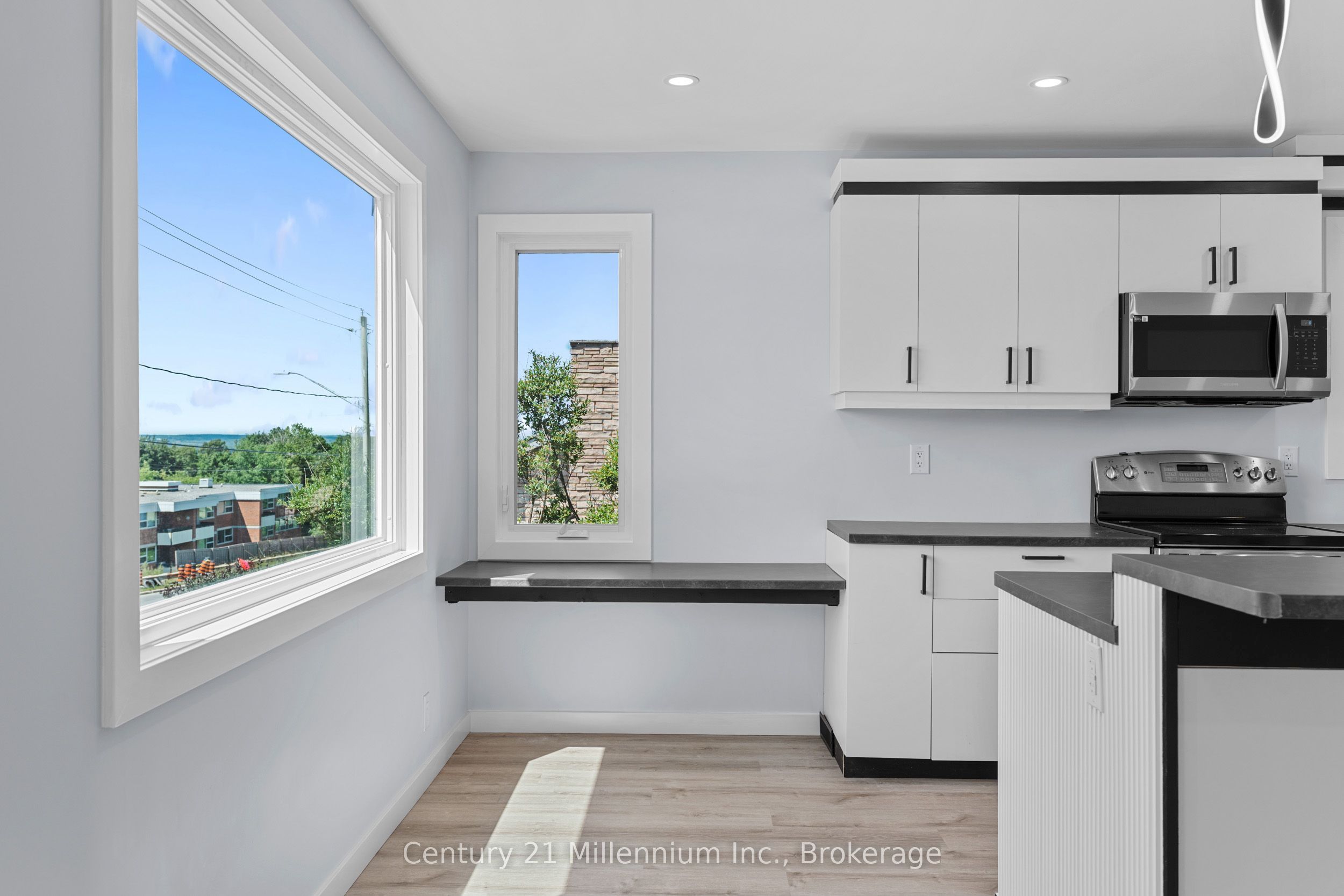873 9th Avenue E Property Photo 29