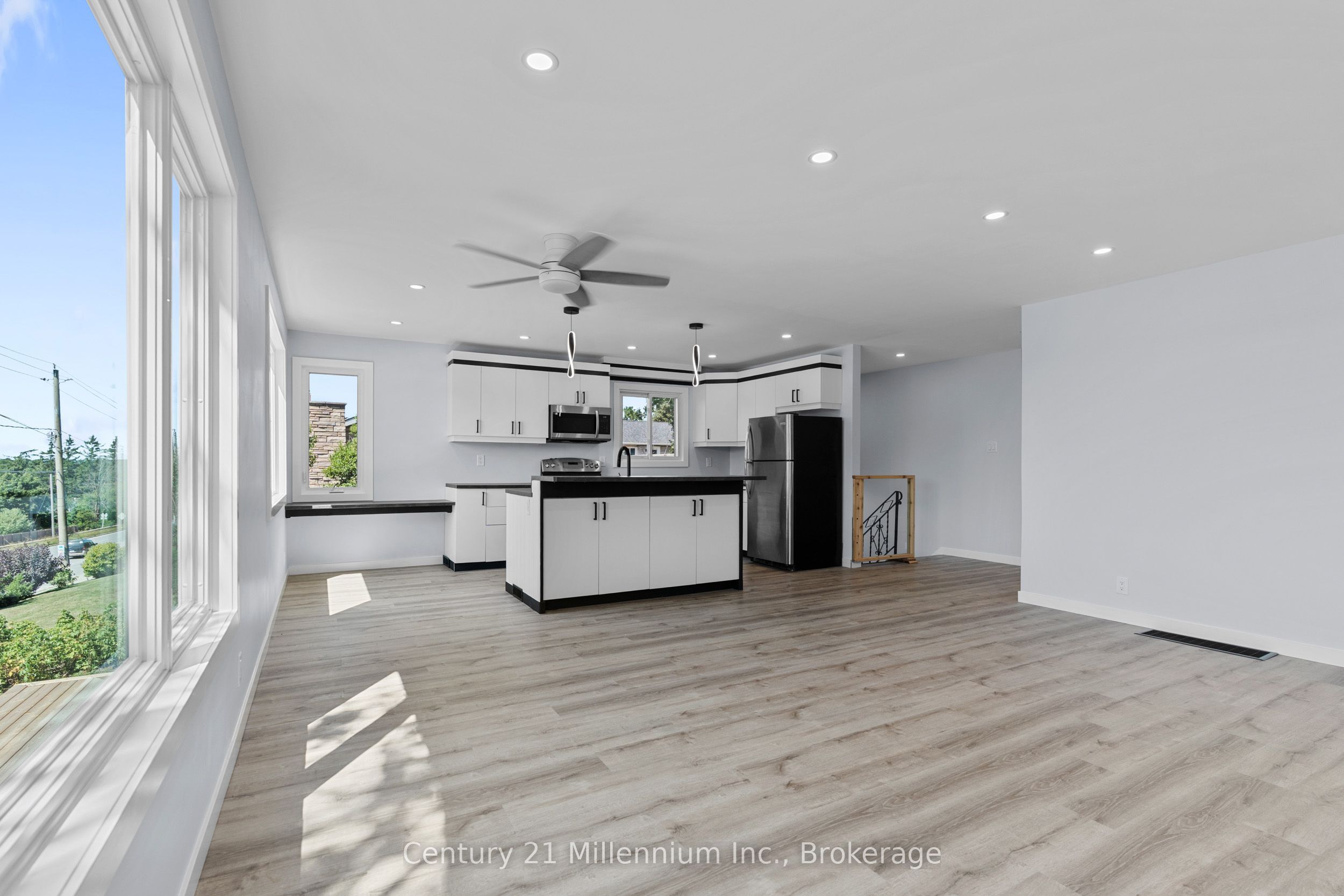 873 9th Avenue E Property Photo 35