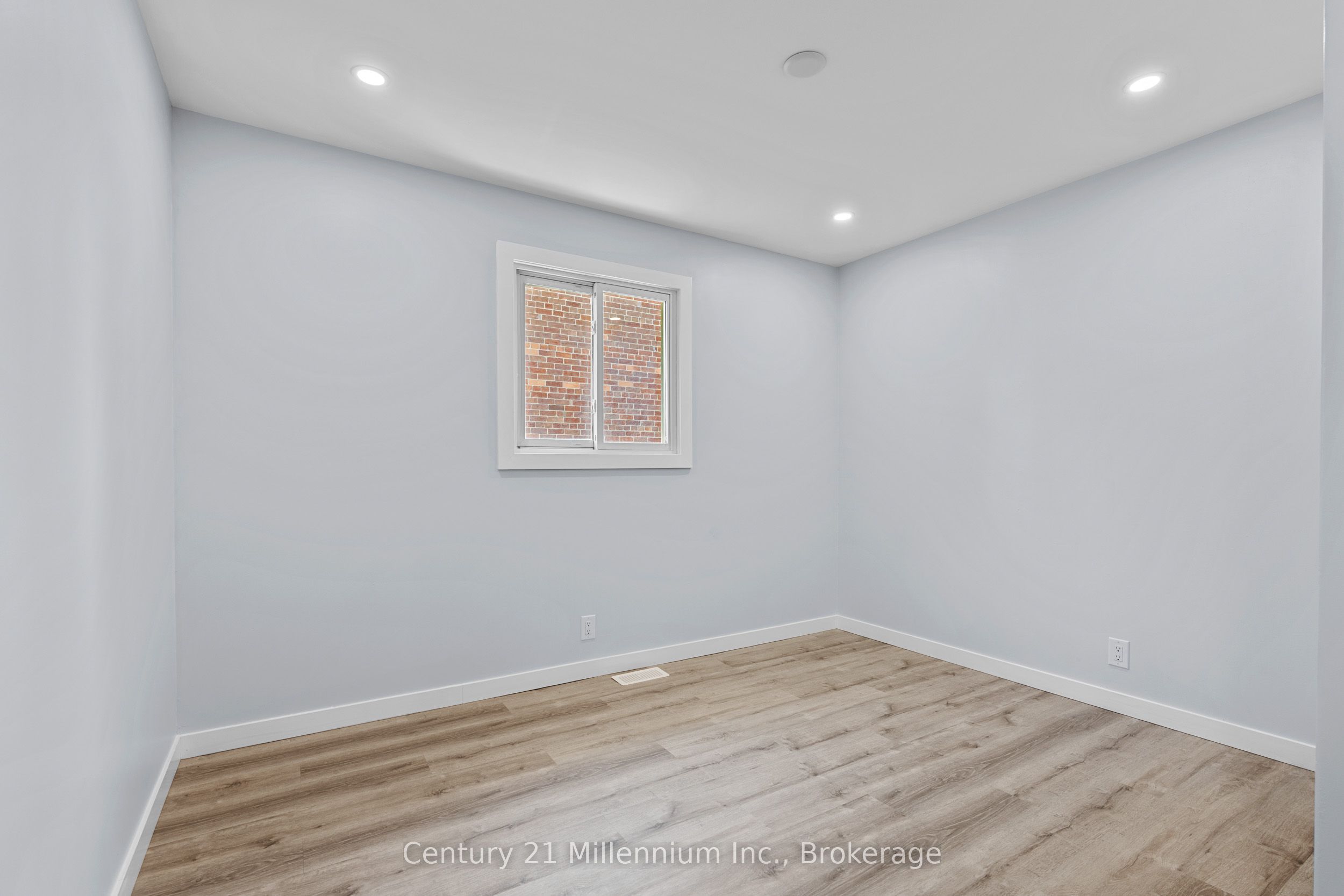 873 9th Avenue E Property Photo 39