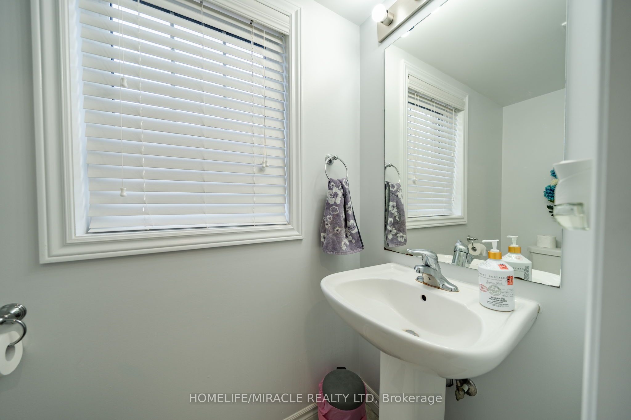 10 Kenridge Terrace Property Photo 16