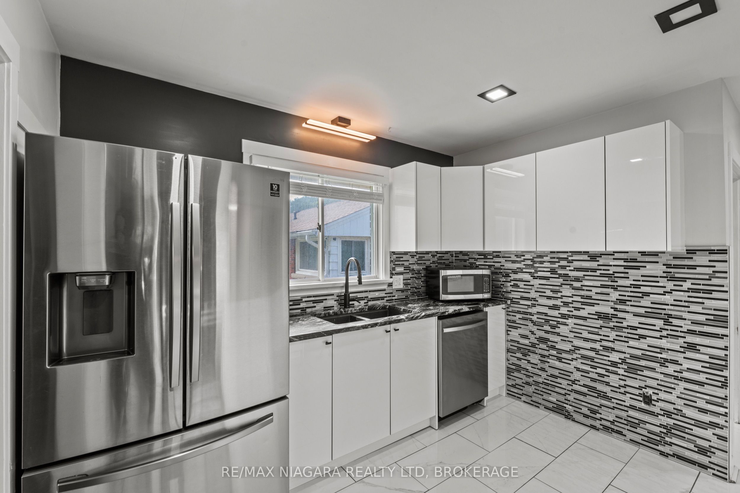 67 Maple Park Drive Property Photo 15
