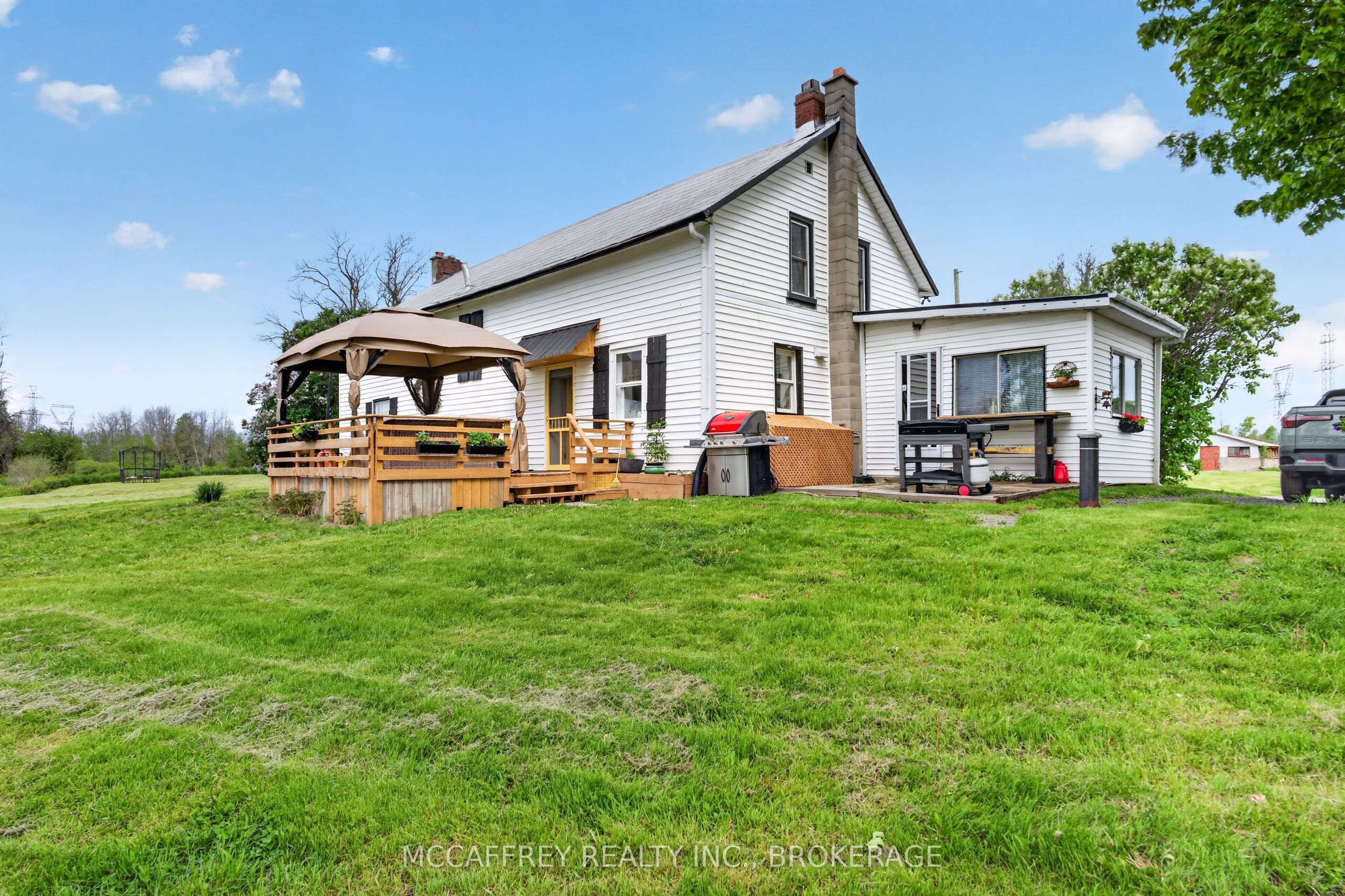 1549 Doyle Road Property Photo 1