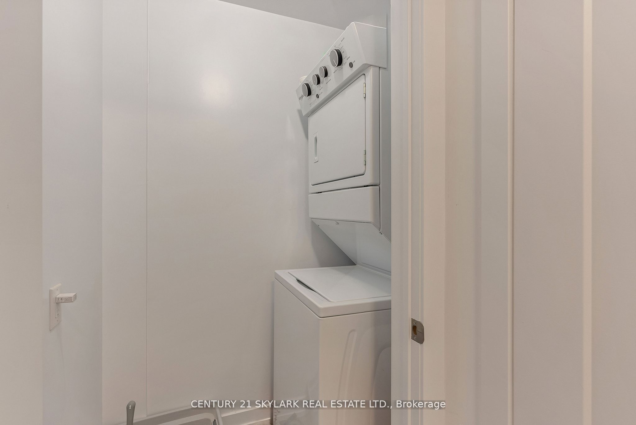 460 Dundas Street E 701 Property Photo 23