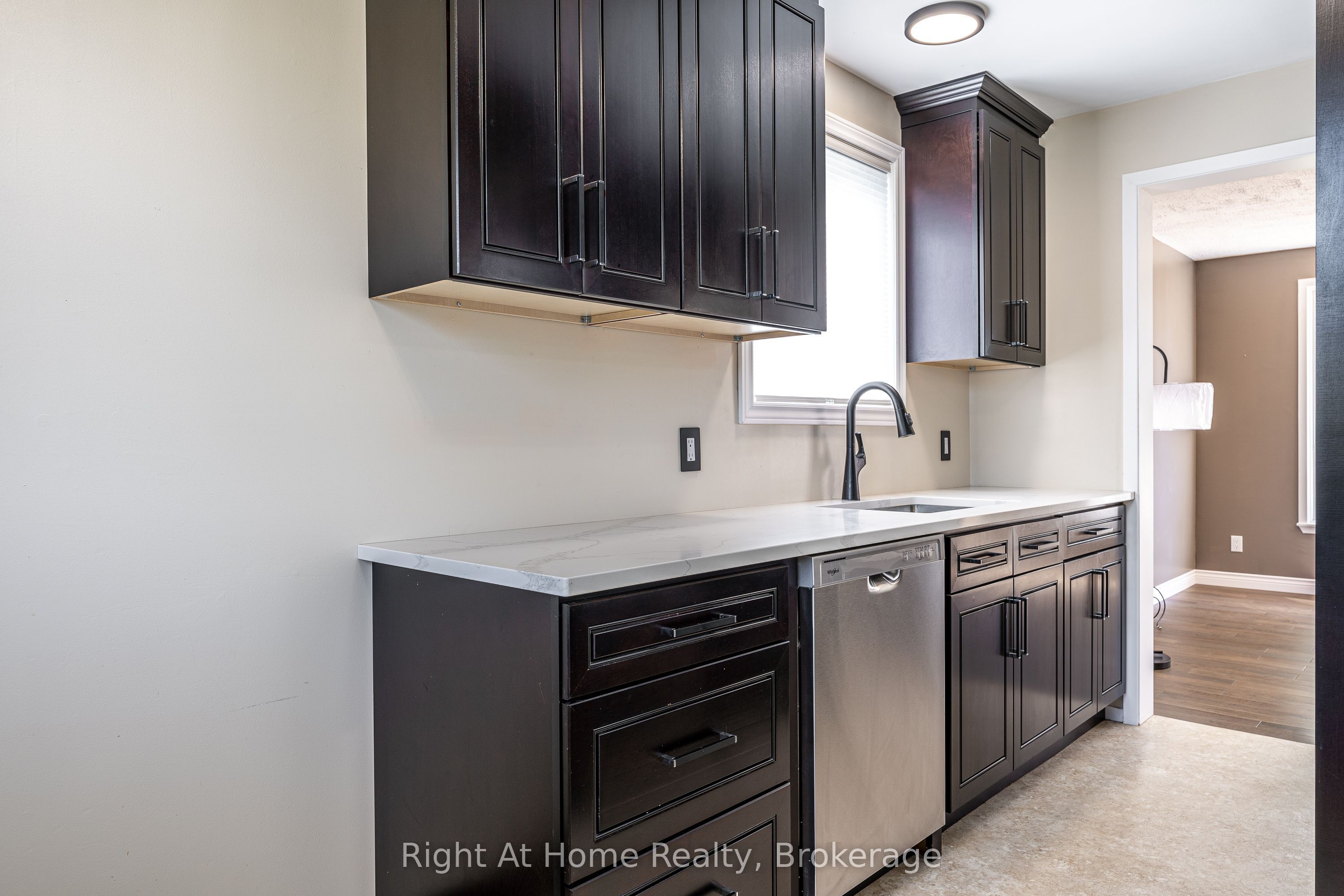 65 Maple Avenue Property Photo 4