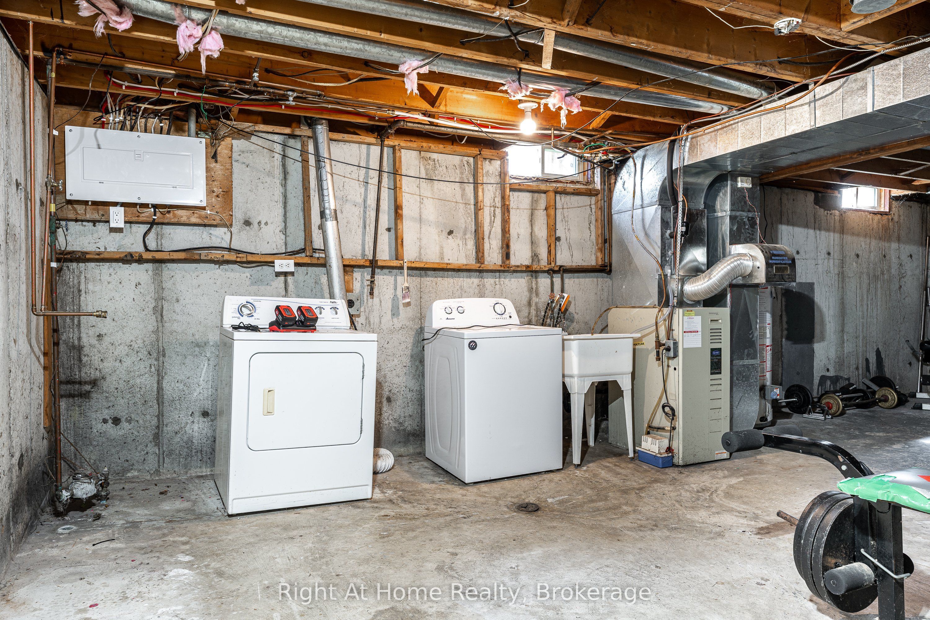 65 Maple Avenue Property Photo 24