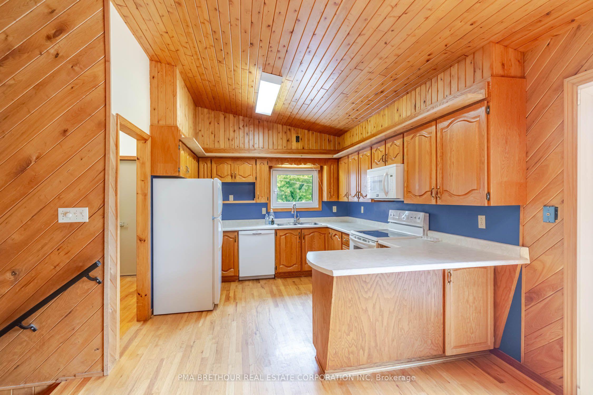 2008 Pine Grove Road Property Photo 9