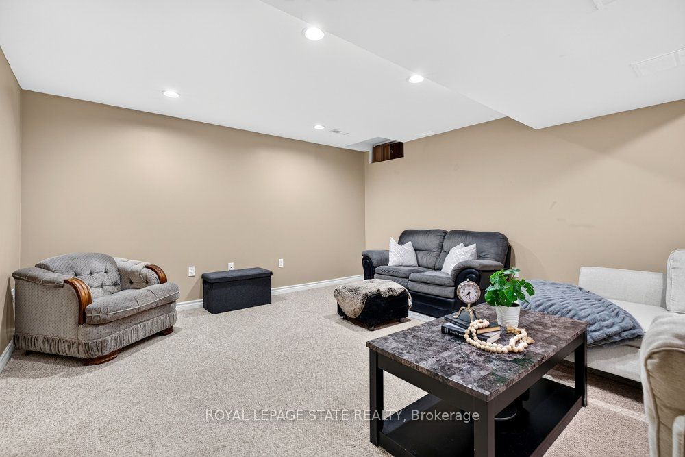 44 Frances Avenue 11 Property Photo 33