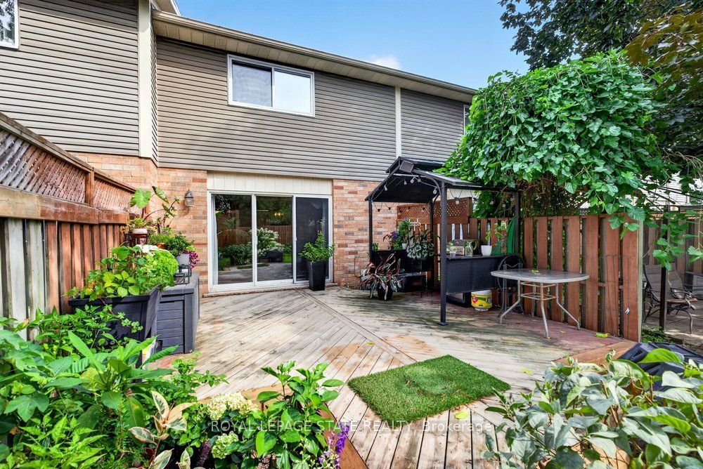 44 Frances Avenue 11 Property Photo 37