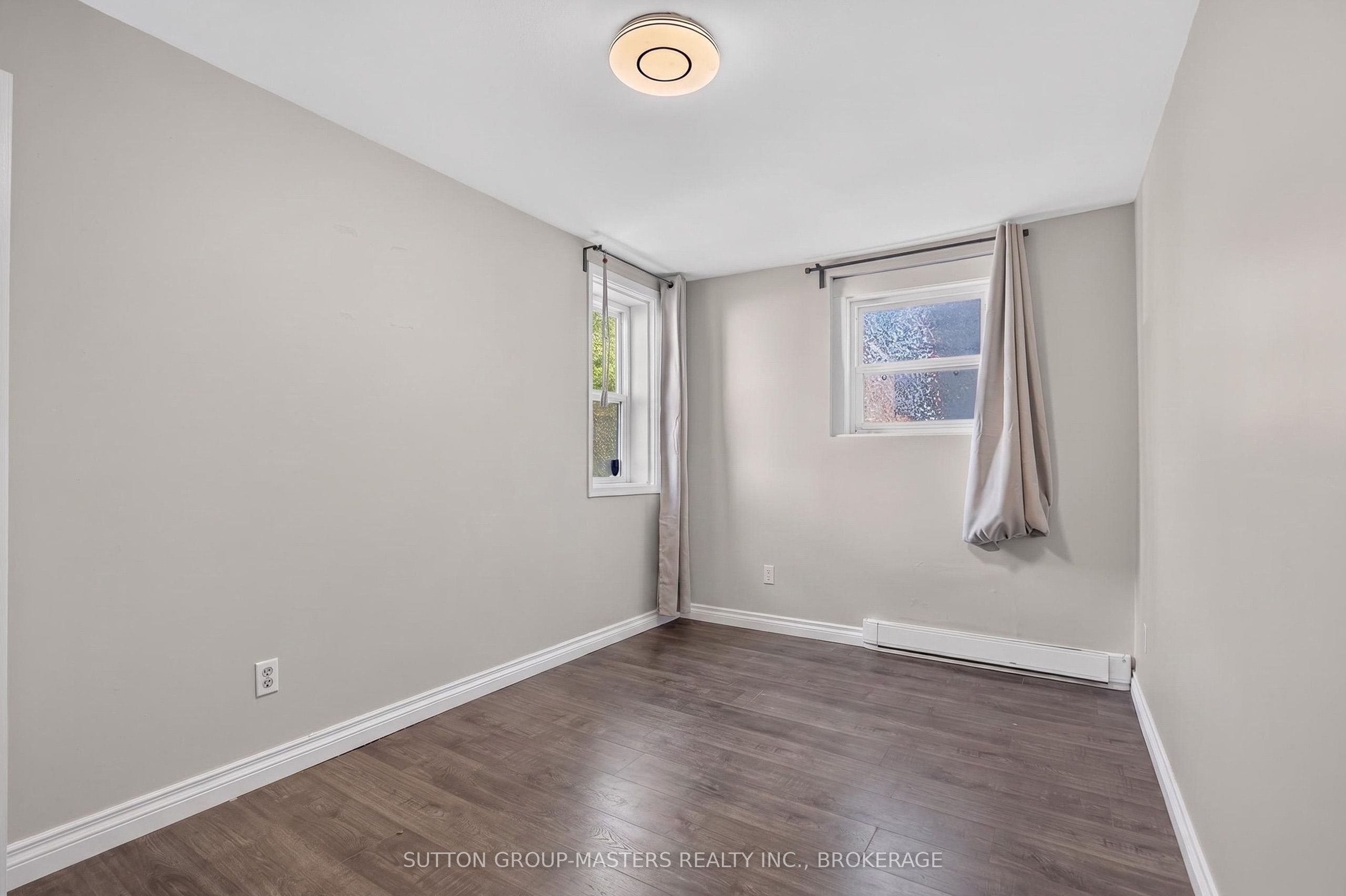 380 Barrie Street Property Photo 19