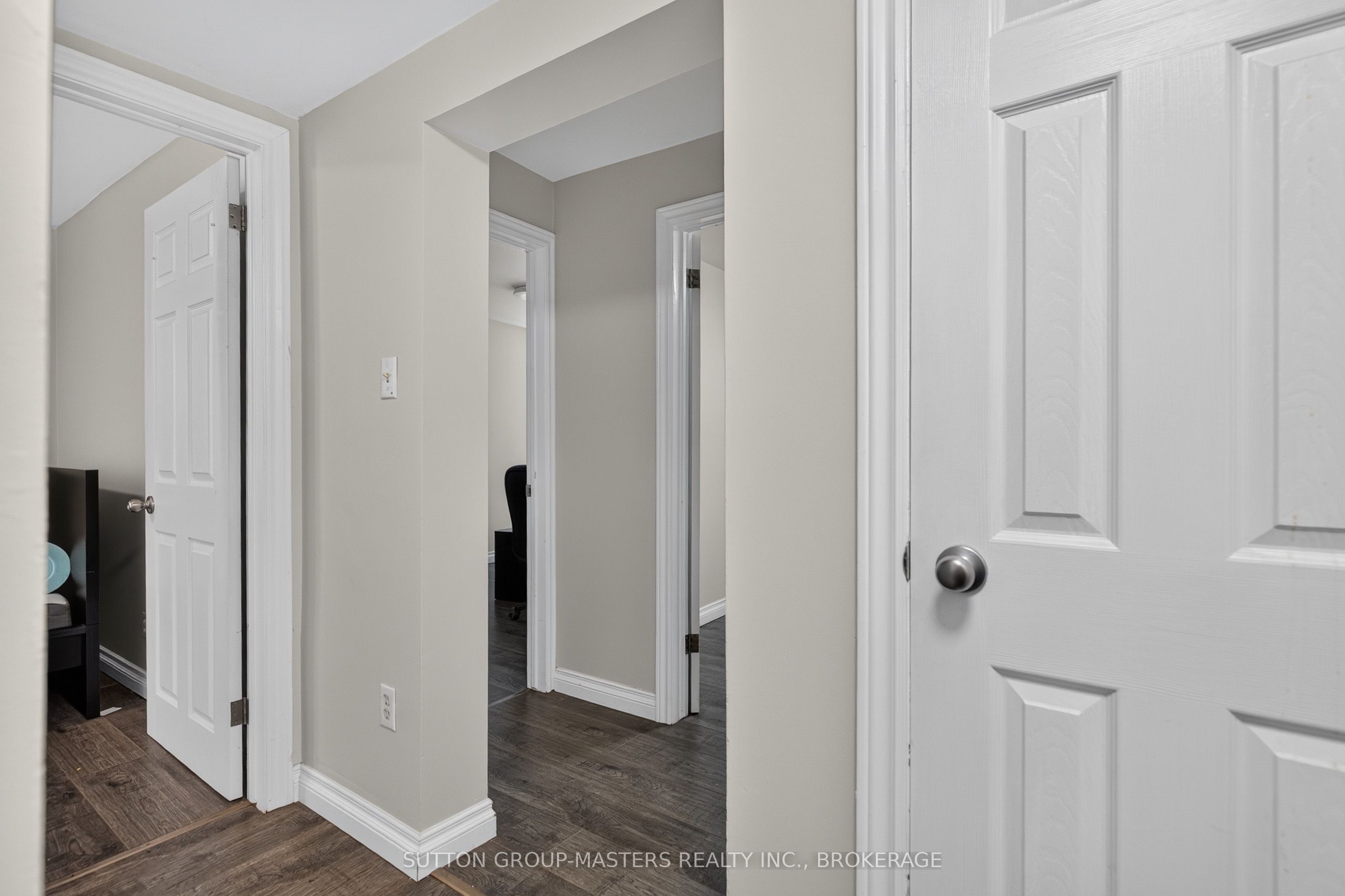 380 Barrie Street Property Photo 20