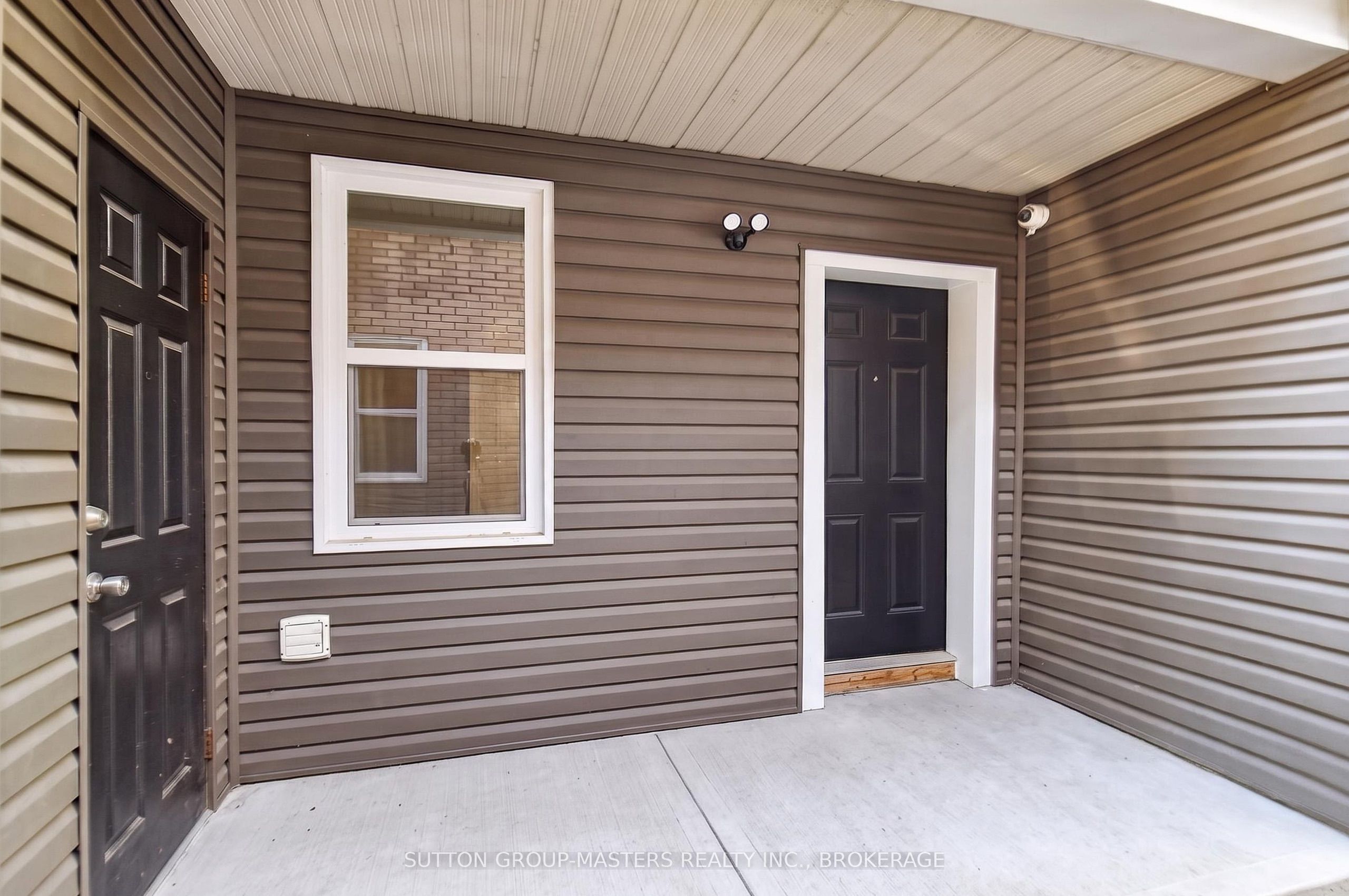 380 Barrie Street Property Photo 29