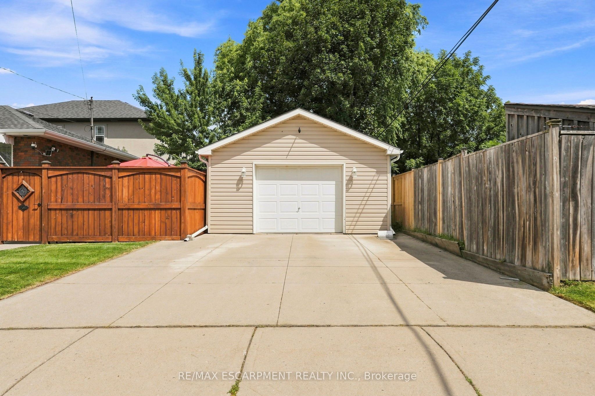 3 Mitchell Avenue Property Photo 37
