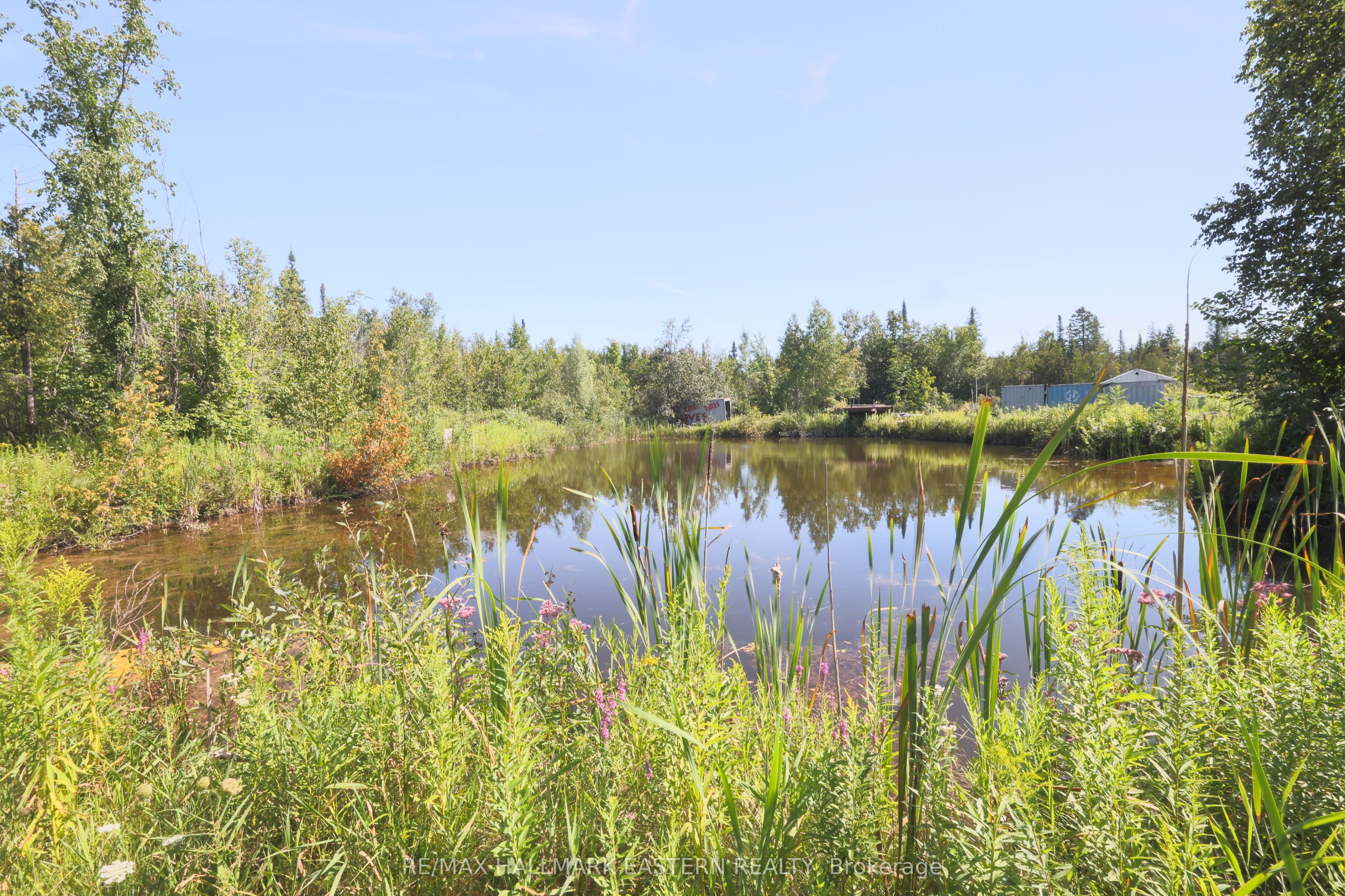 1738 8th Line Property Photo 30