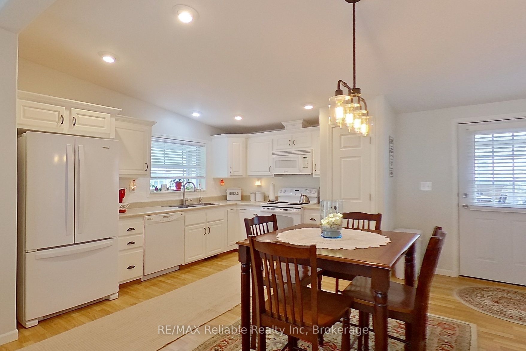 52 Cherokee Lane Property Photo 13