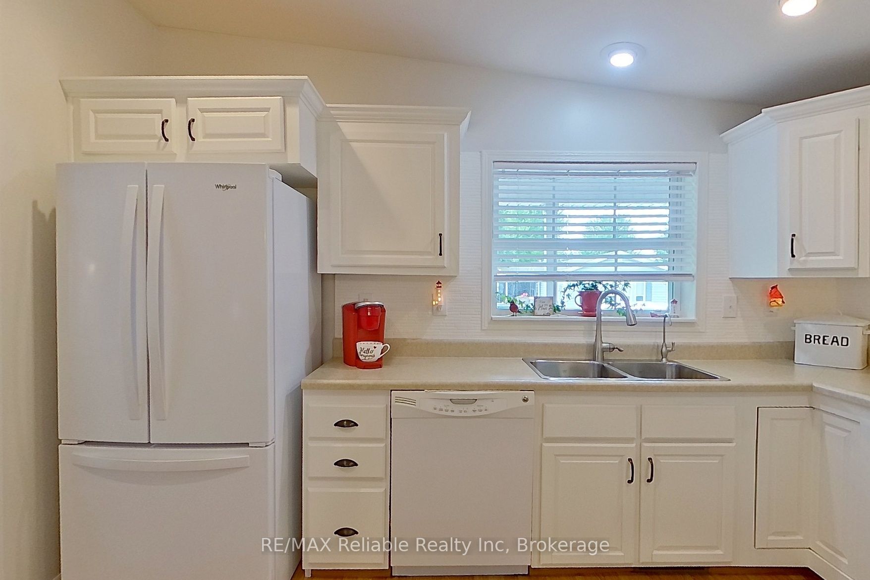 52 Cherokee Lane Property Photo 14