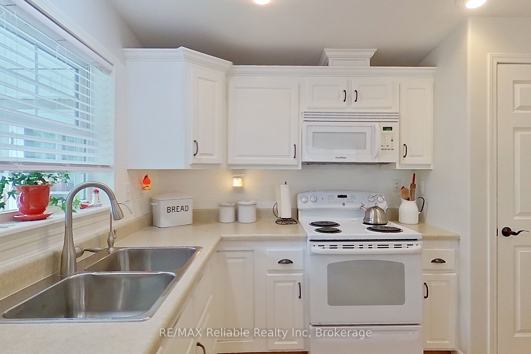 52 Cherokee Lane Property Photo 15