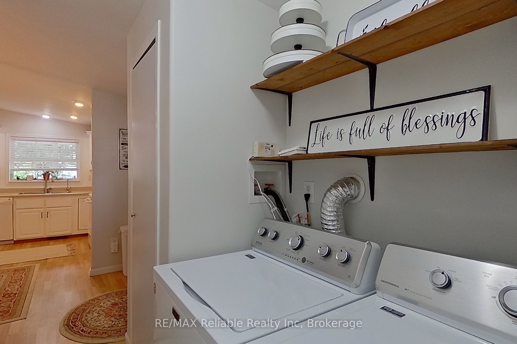 52 Cherokee Lane Property Photo 18