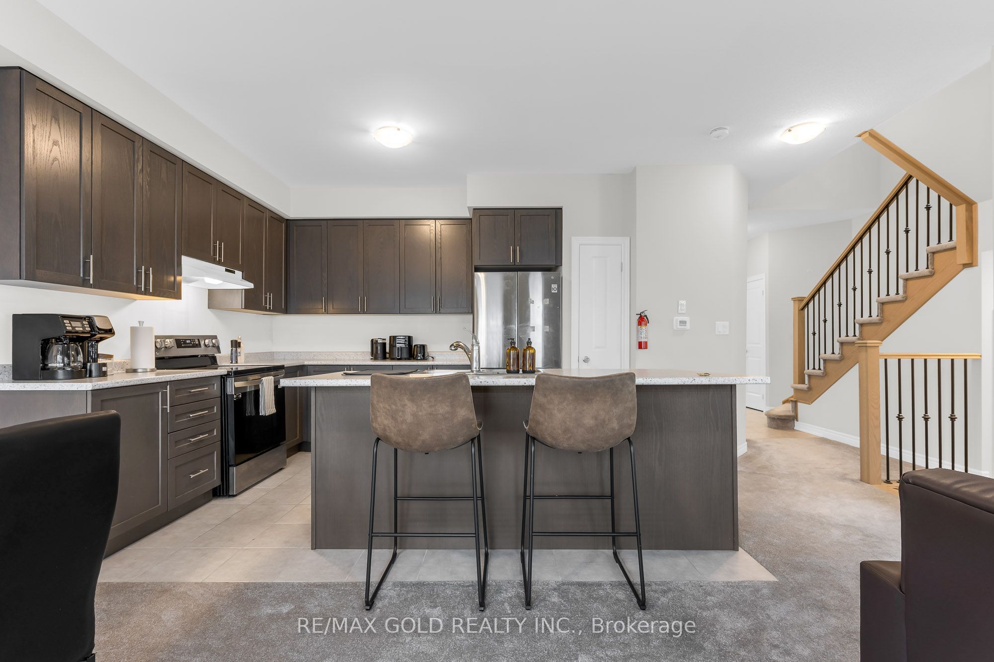 83 Pinot Crescent Property Photo 8