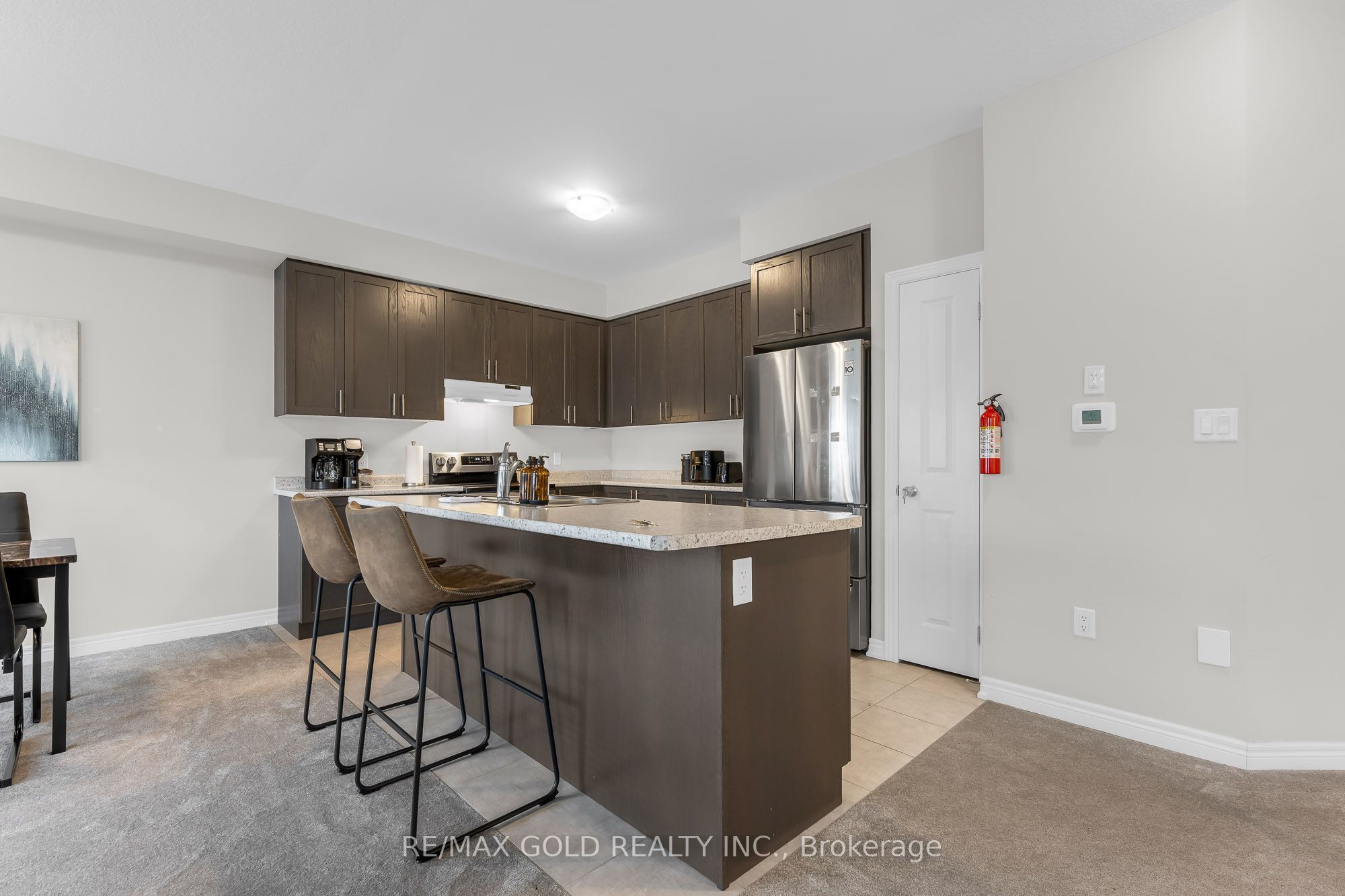 83 Pinot Crescent Property Photo 9