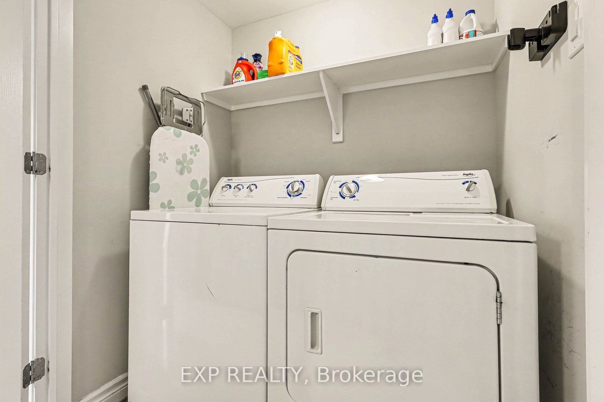 253 Shinleaf Crescent Property Photo 27