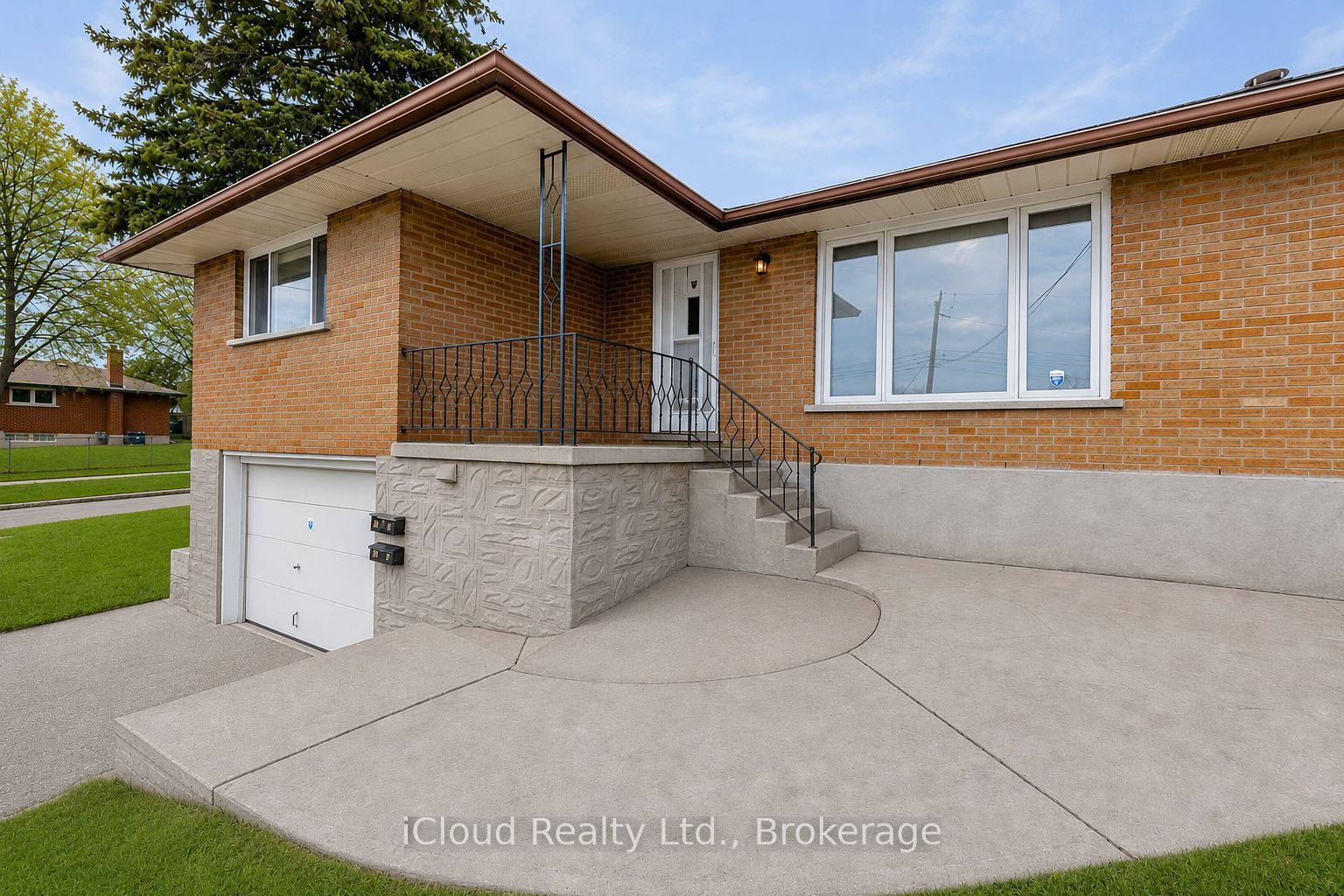28 Hoffman Street Property Photo 2