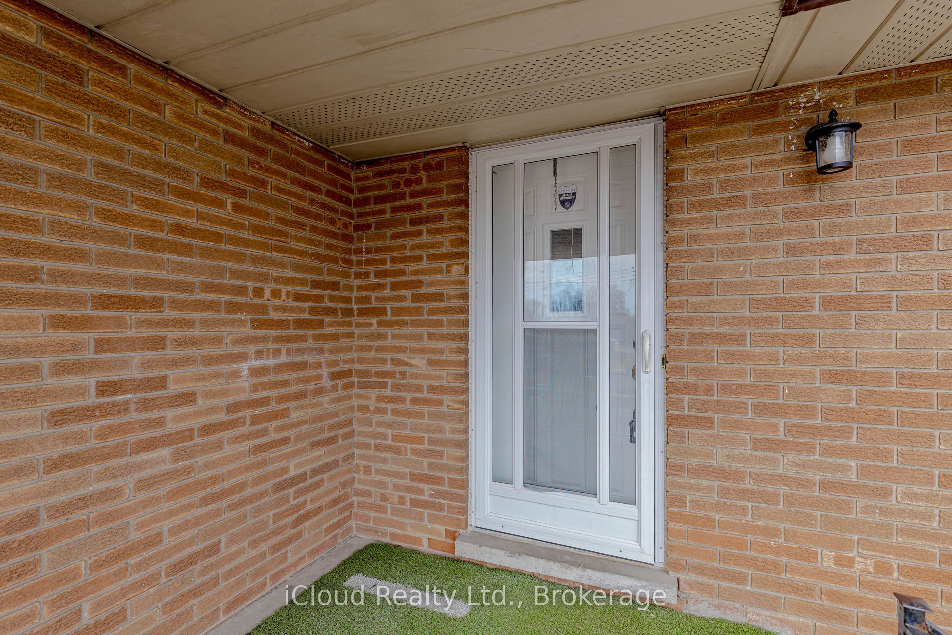 28 Hoffman Street Property Photo 4