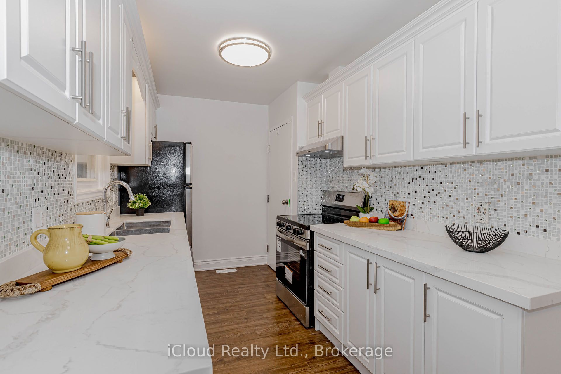 28 Hoffman Street Property Photo 18