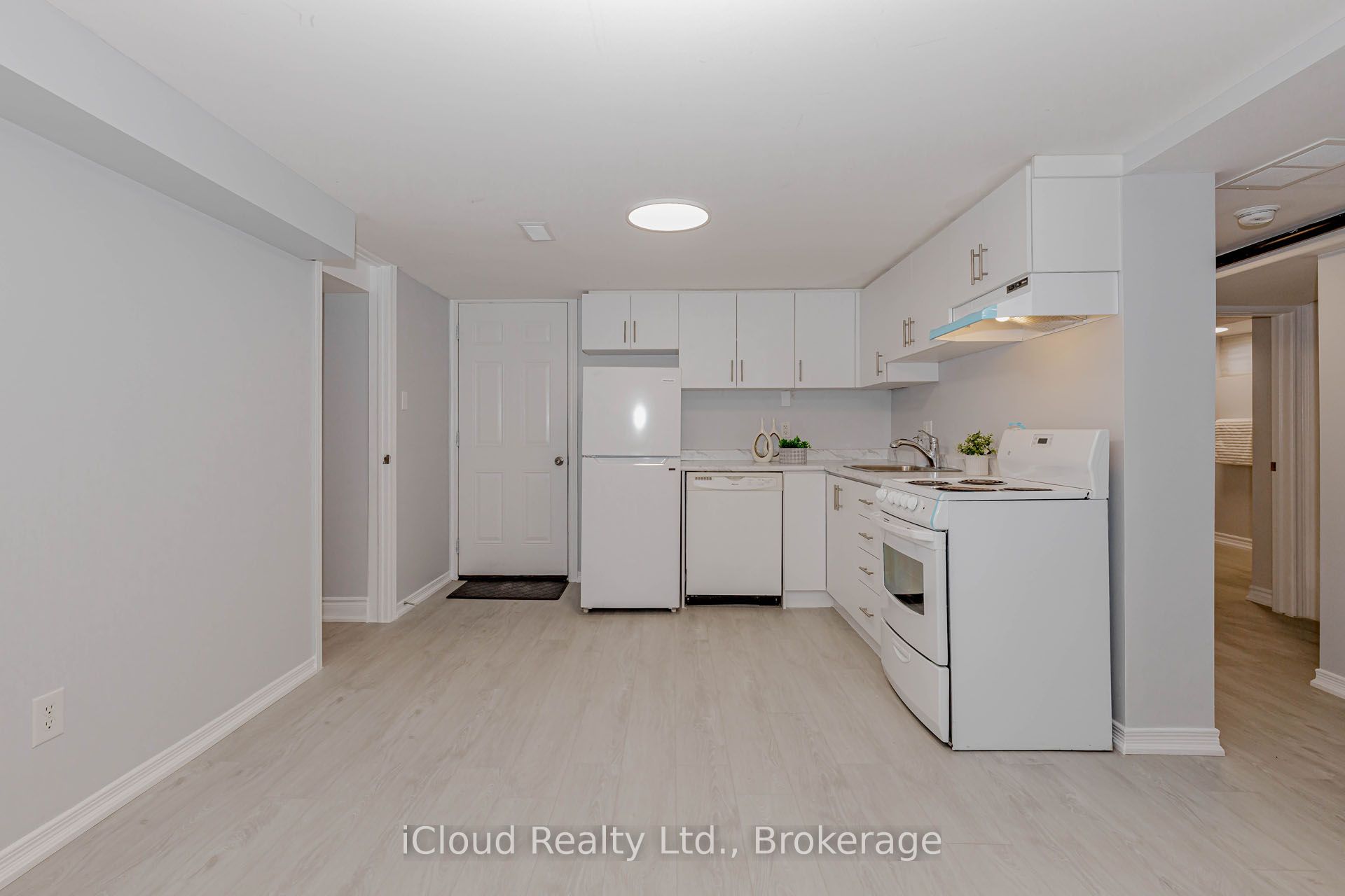 28 Hoffman Street Property Photo 36
