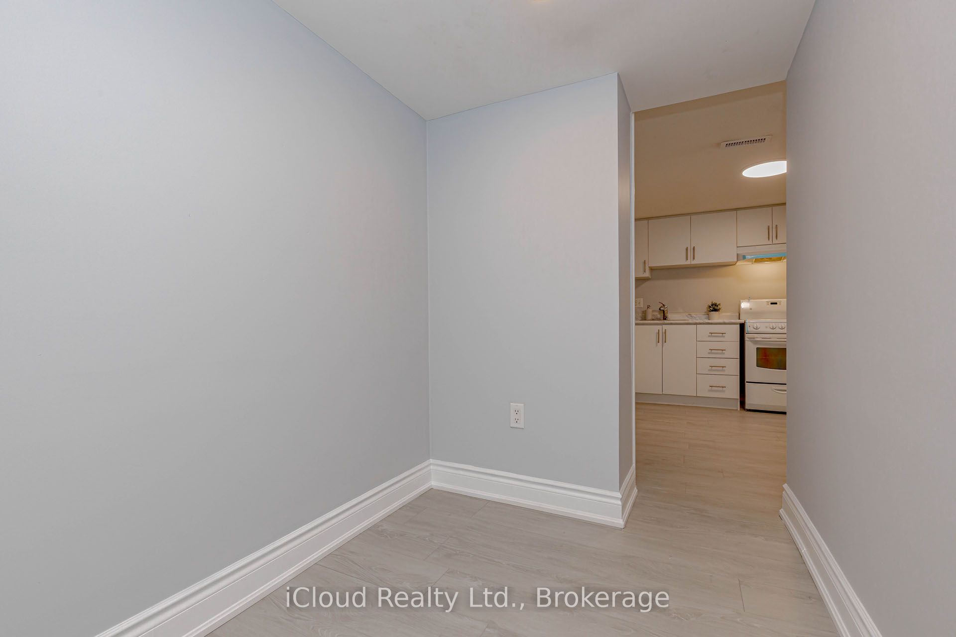 28 Hoffman Street Property Photo 40