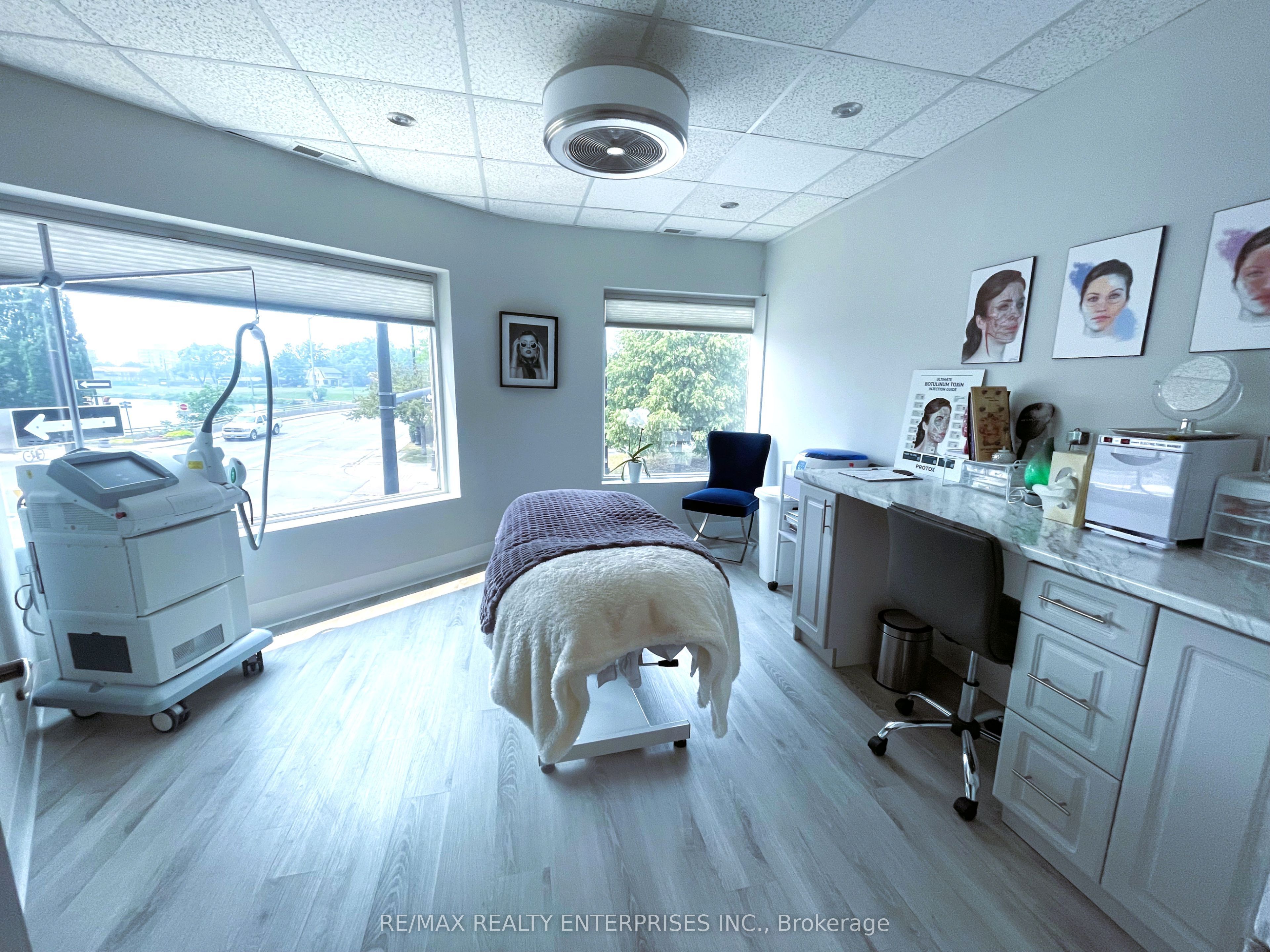 46 King Street Property Photo 6
