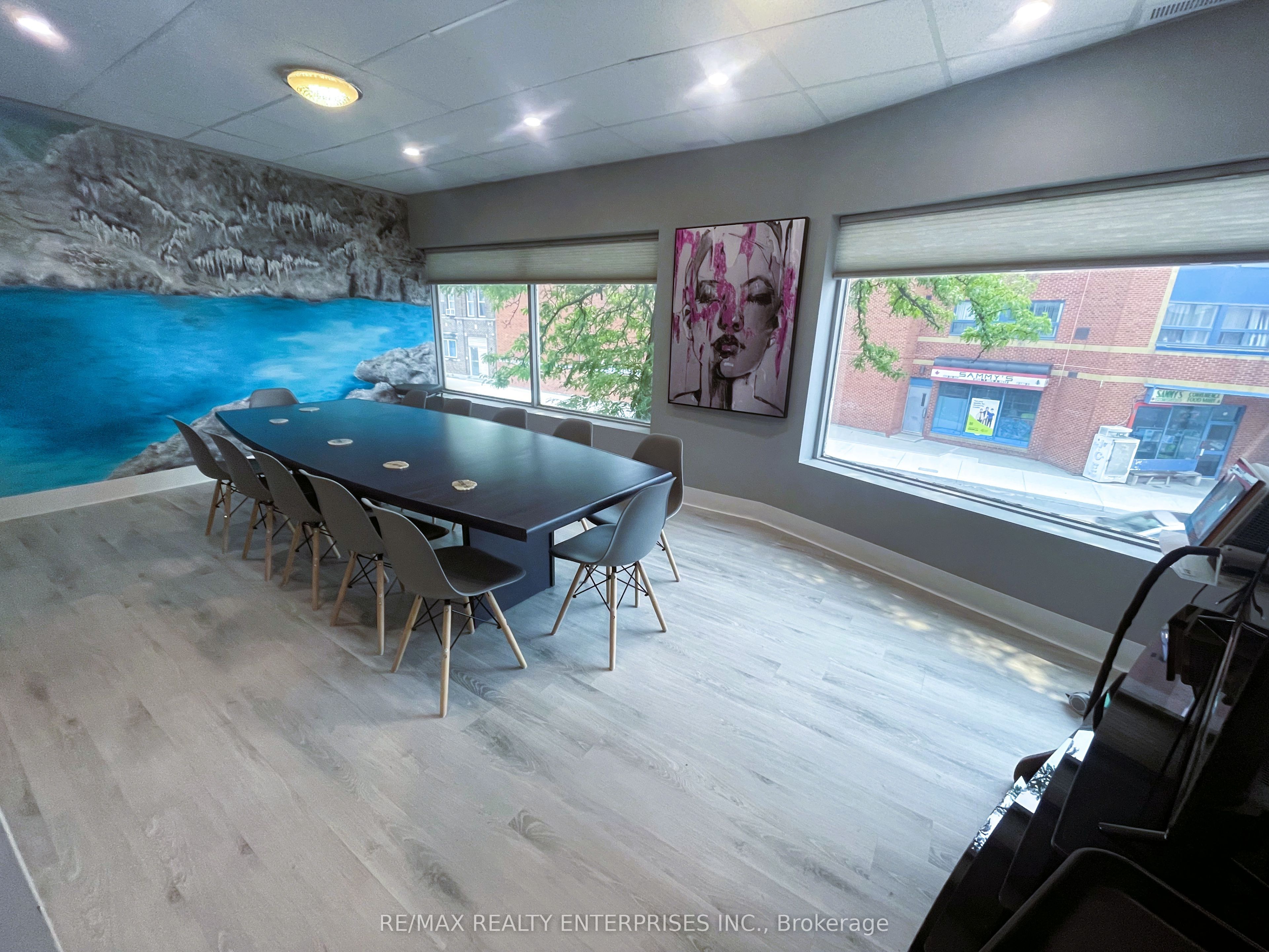 46 King Street Property Photo 11