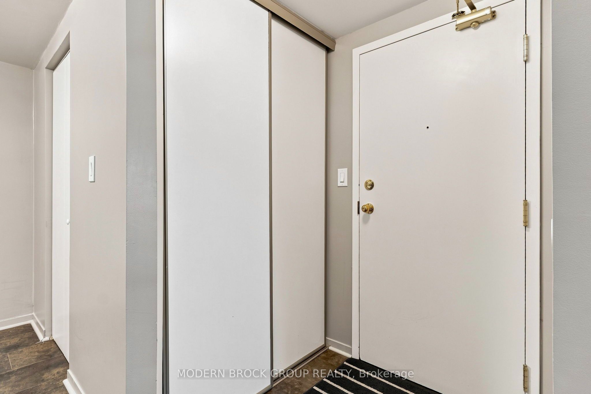 274 Ormond Street 201 Property Photo 4