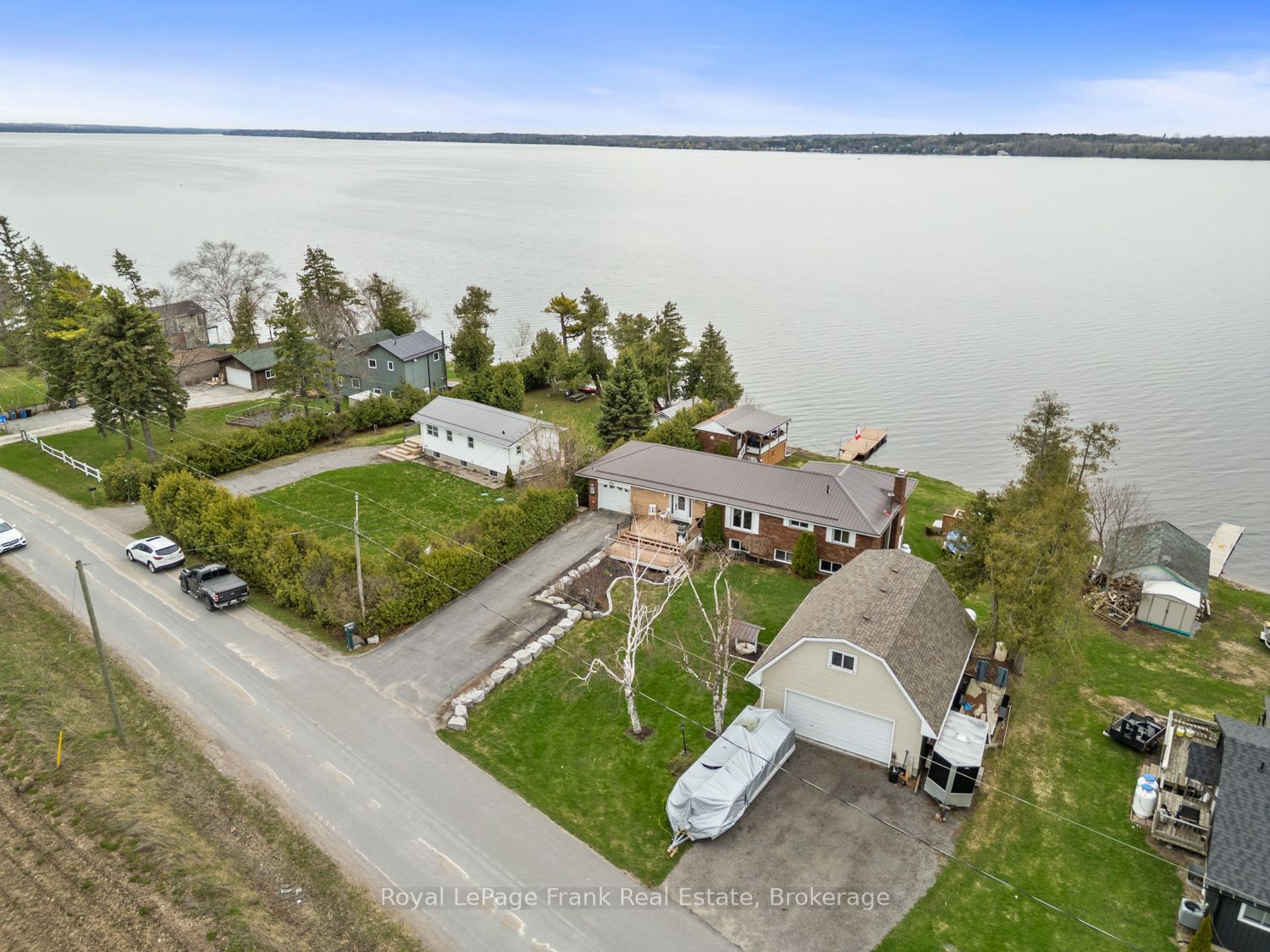 106 Starr Boulevard Property Photo 2