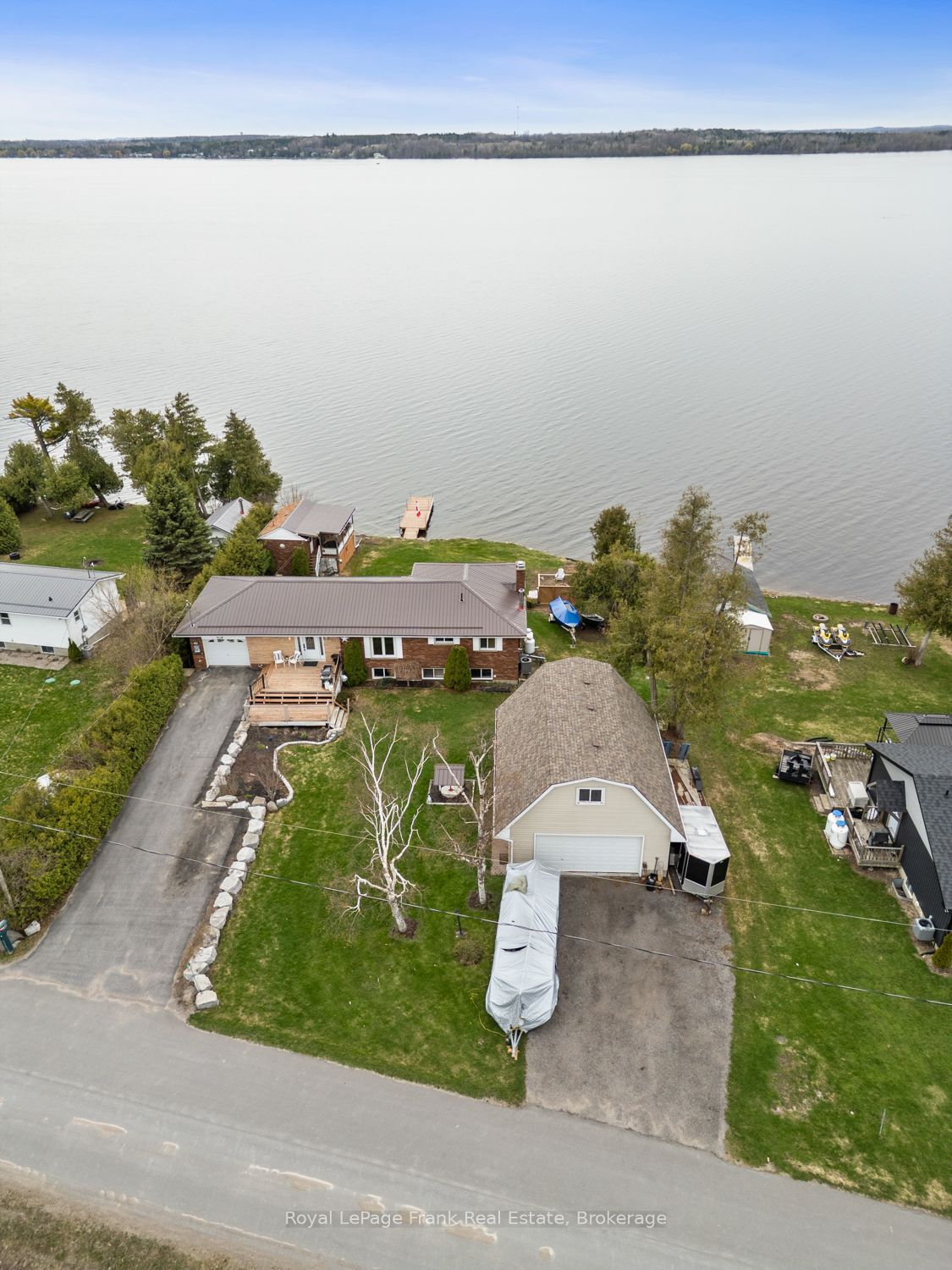 106 Starr Boulevard Property Photo 3