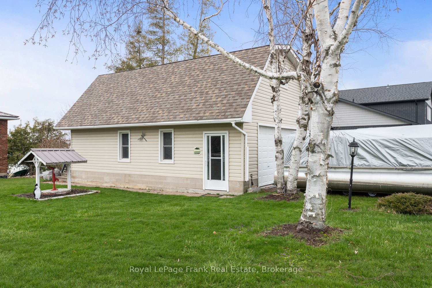 106 Starr Boulevard Property Photo 8