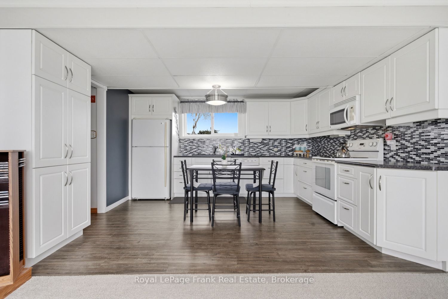 106 Starr Boulevard Property Photo 32