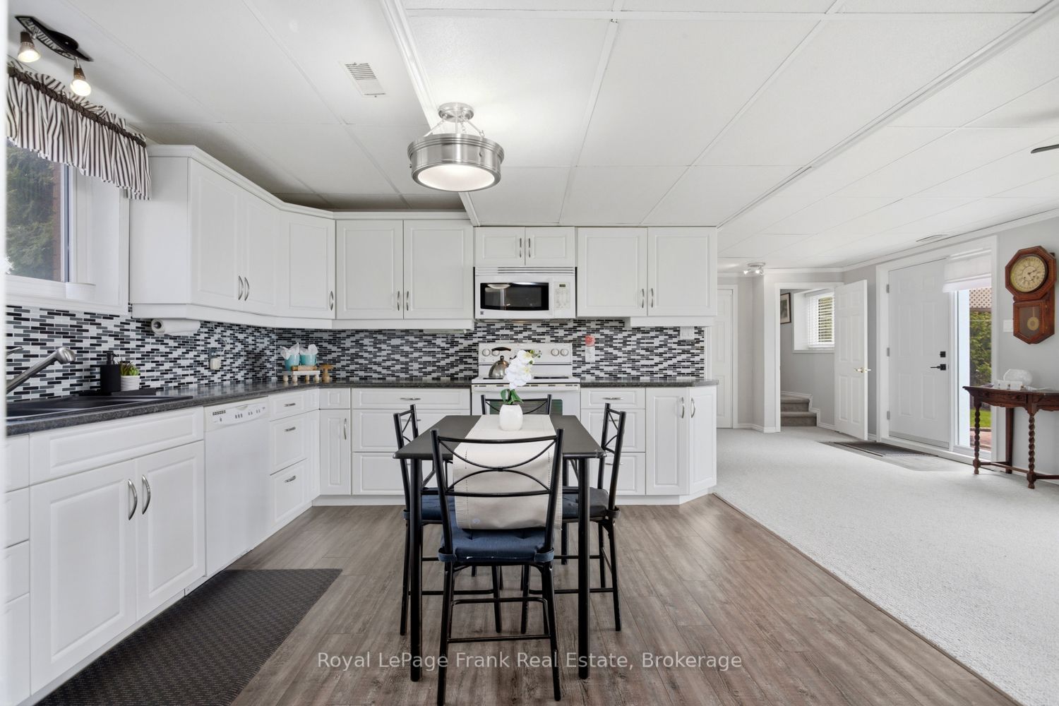 106 Starr Boulevard Property Photo 34