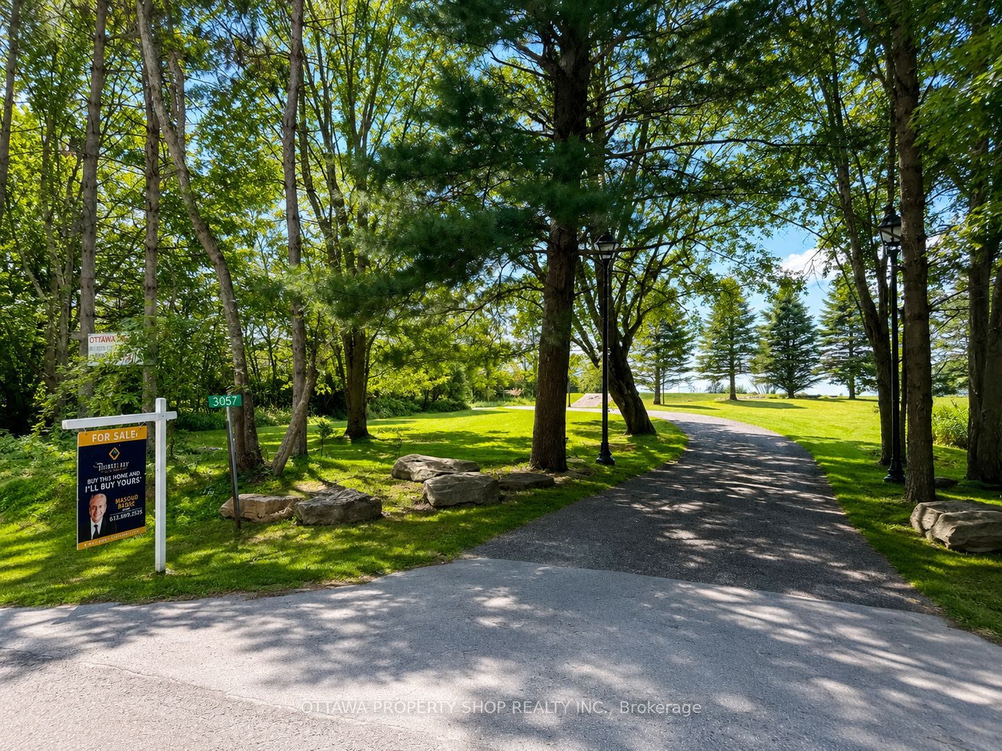 3031 Greenland Road Property Photo 1