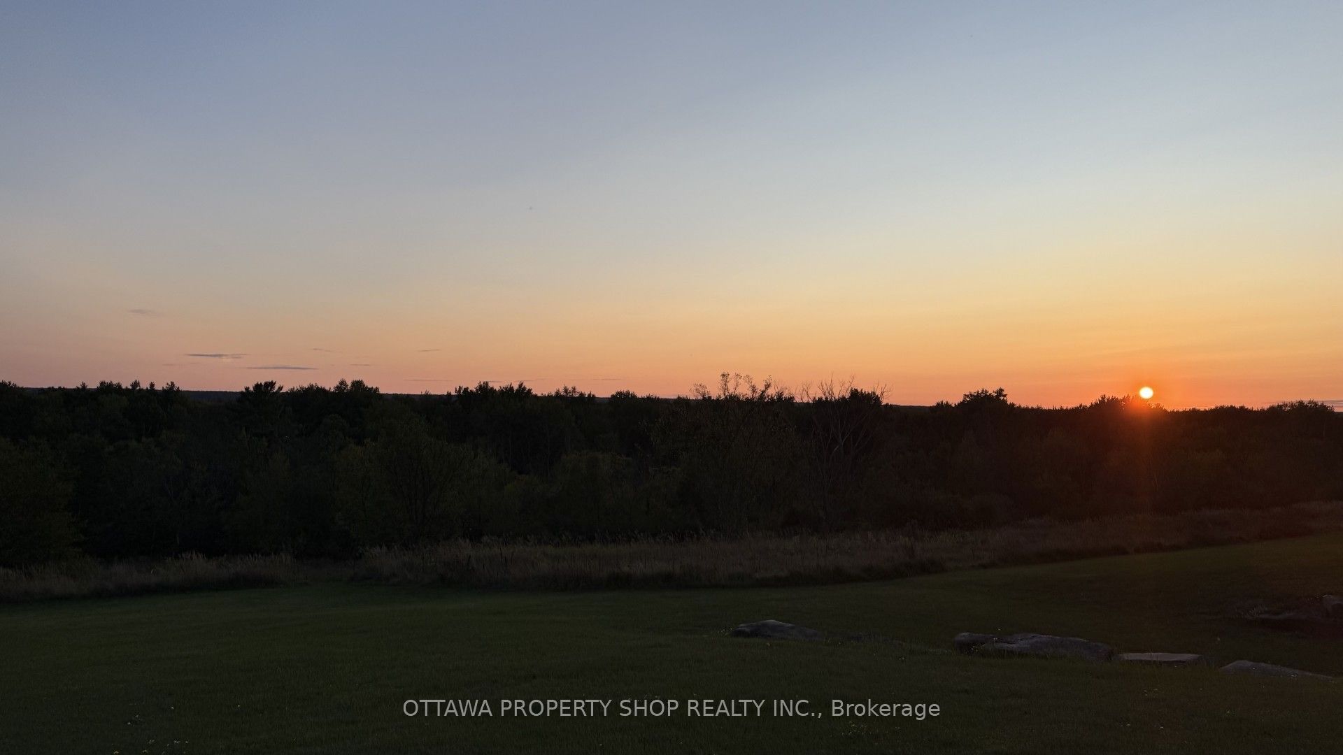 3031 Greenland Road Property Photo 17