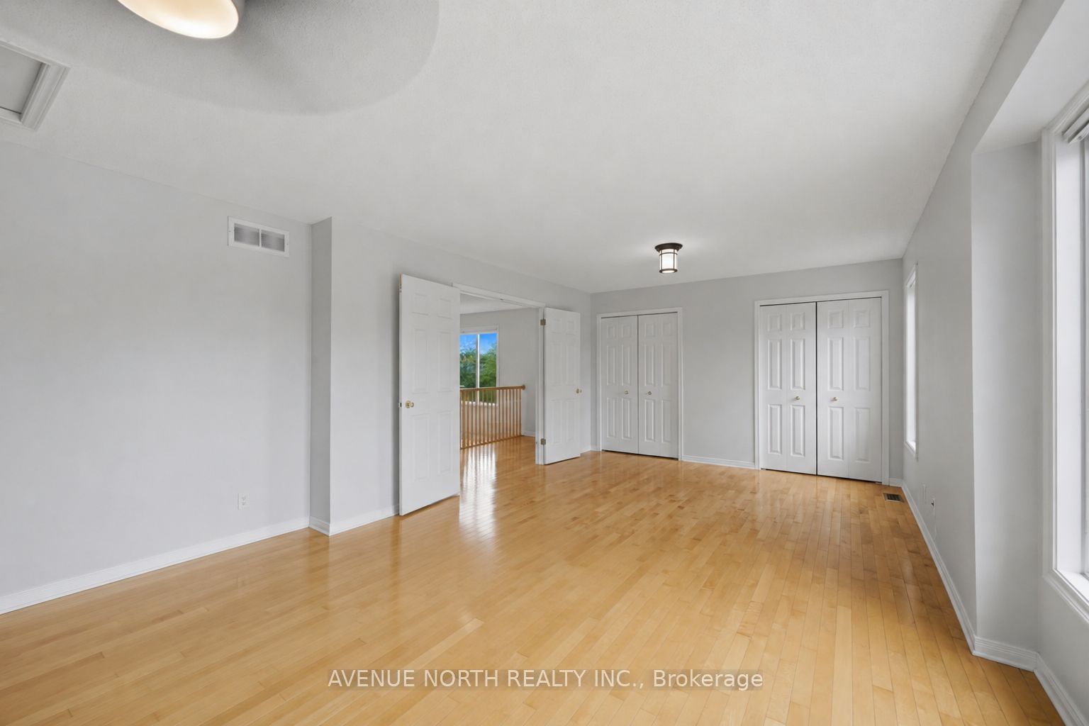 141 Gladeview Private Property Photo 28