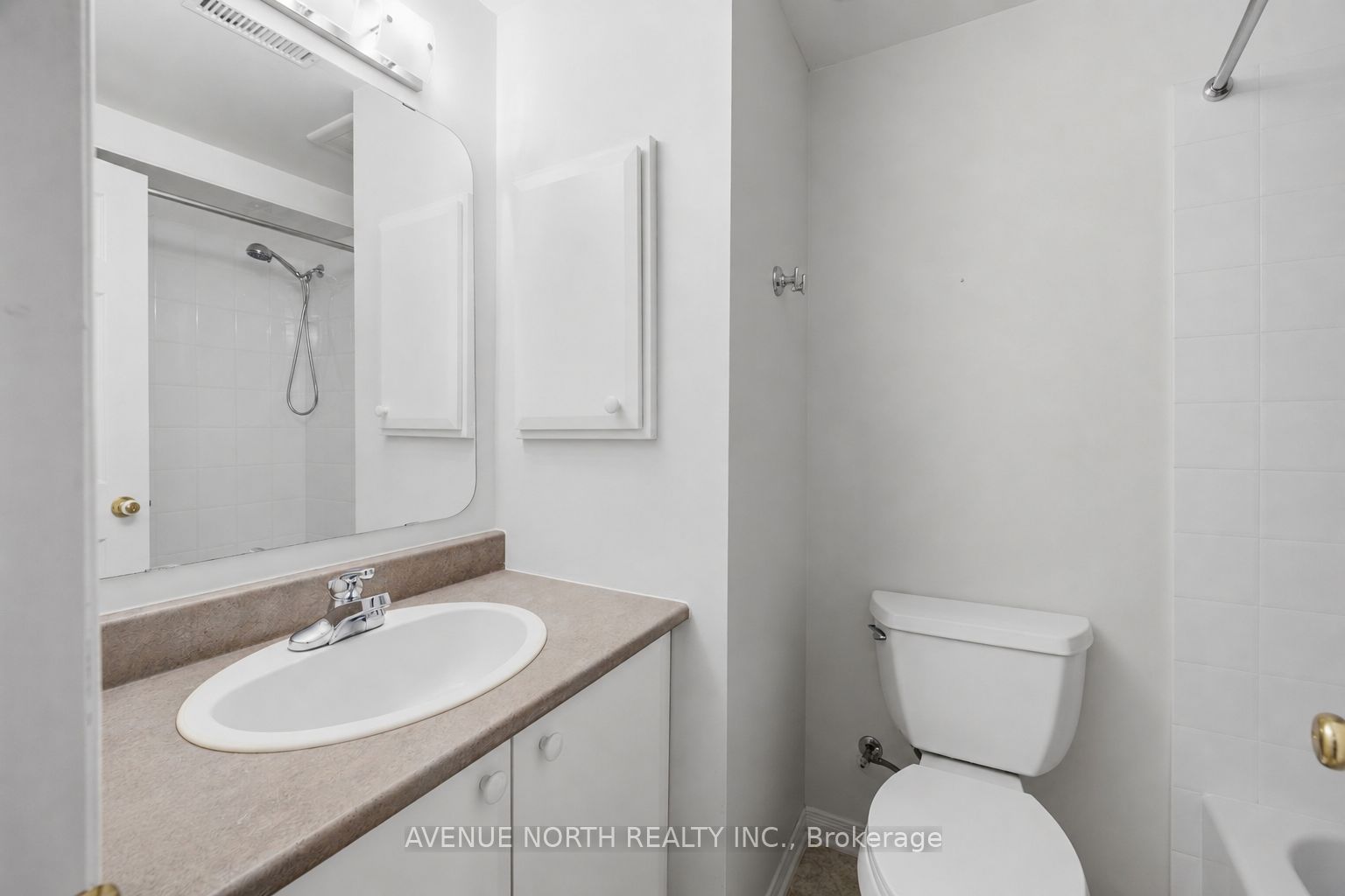 141 Gladeview Private Property Photo 34