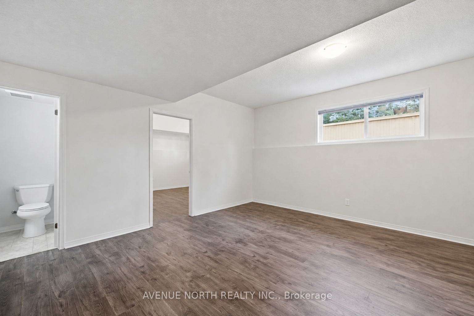 141 Gladeview Private Property Photo 38