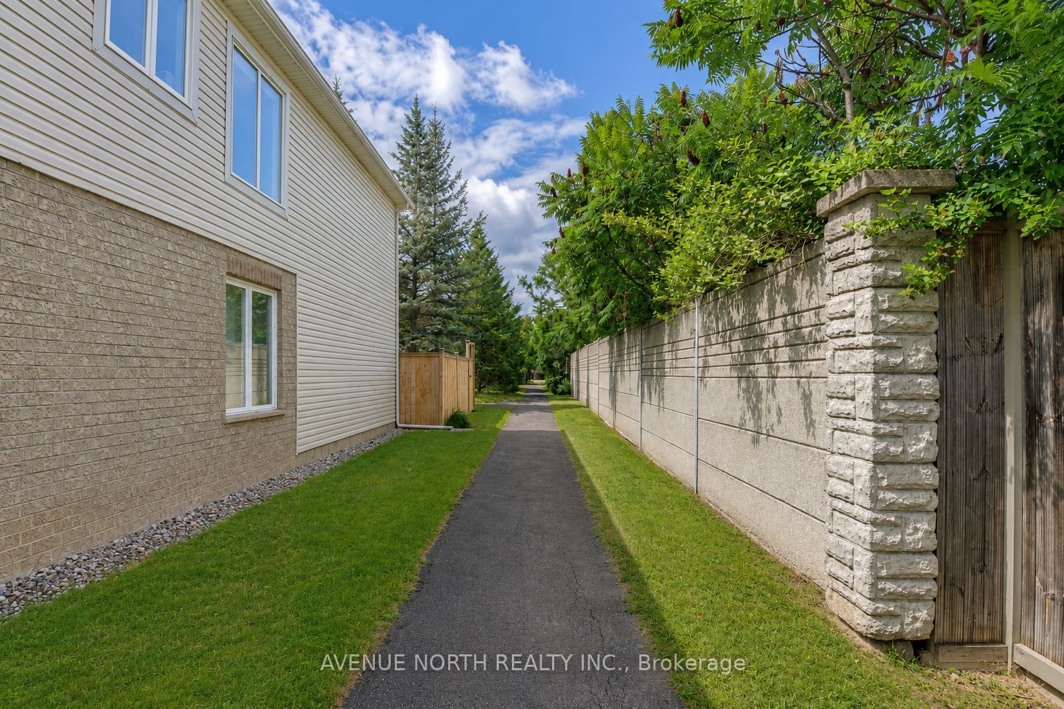 141 Gladeview Private Property Photo 48