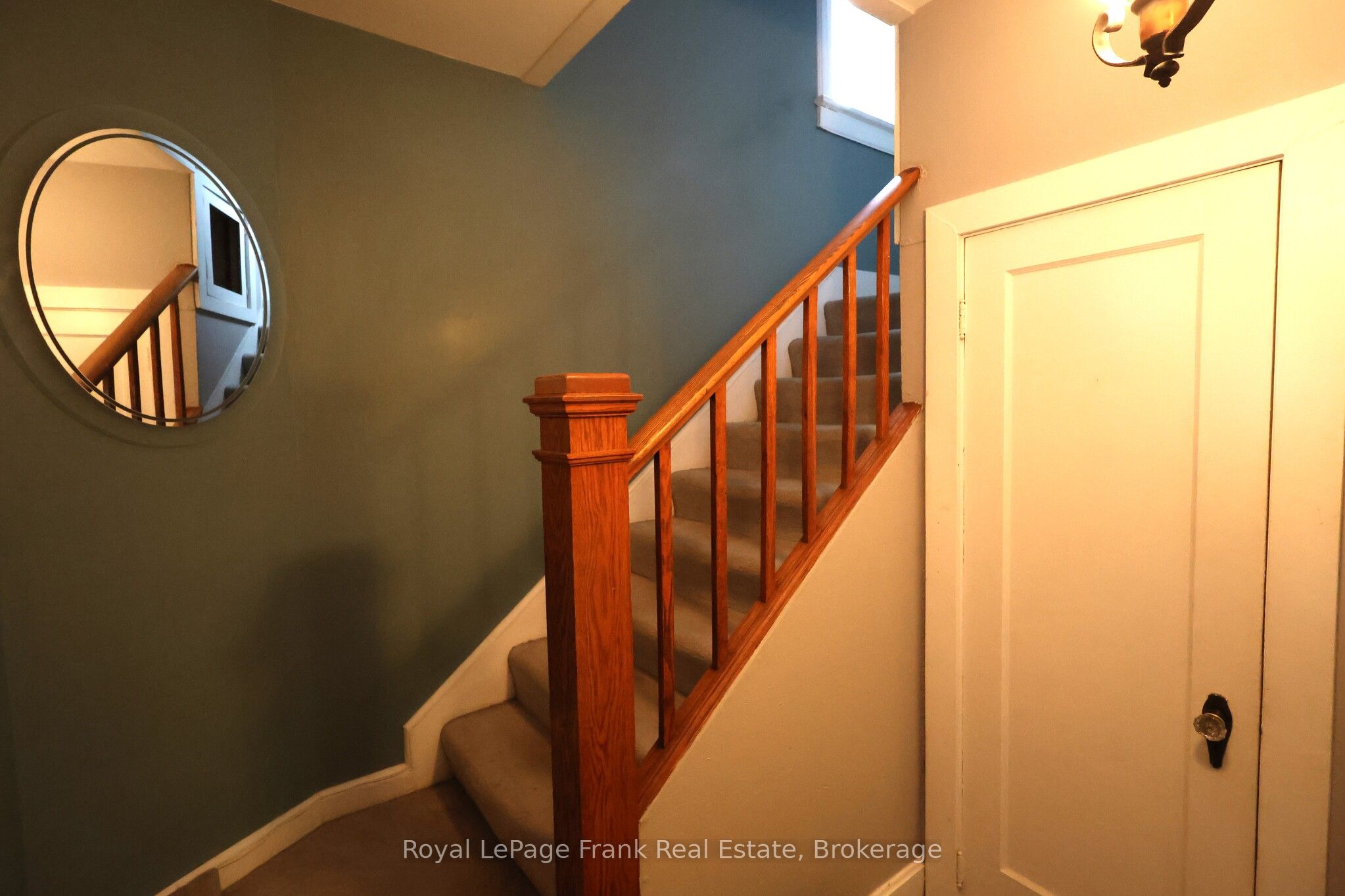 294 Parkhill Road W Property Photo 6