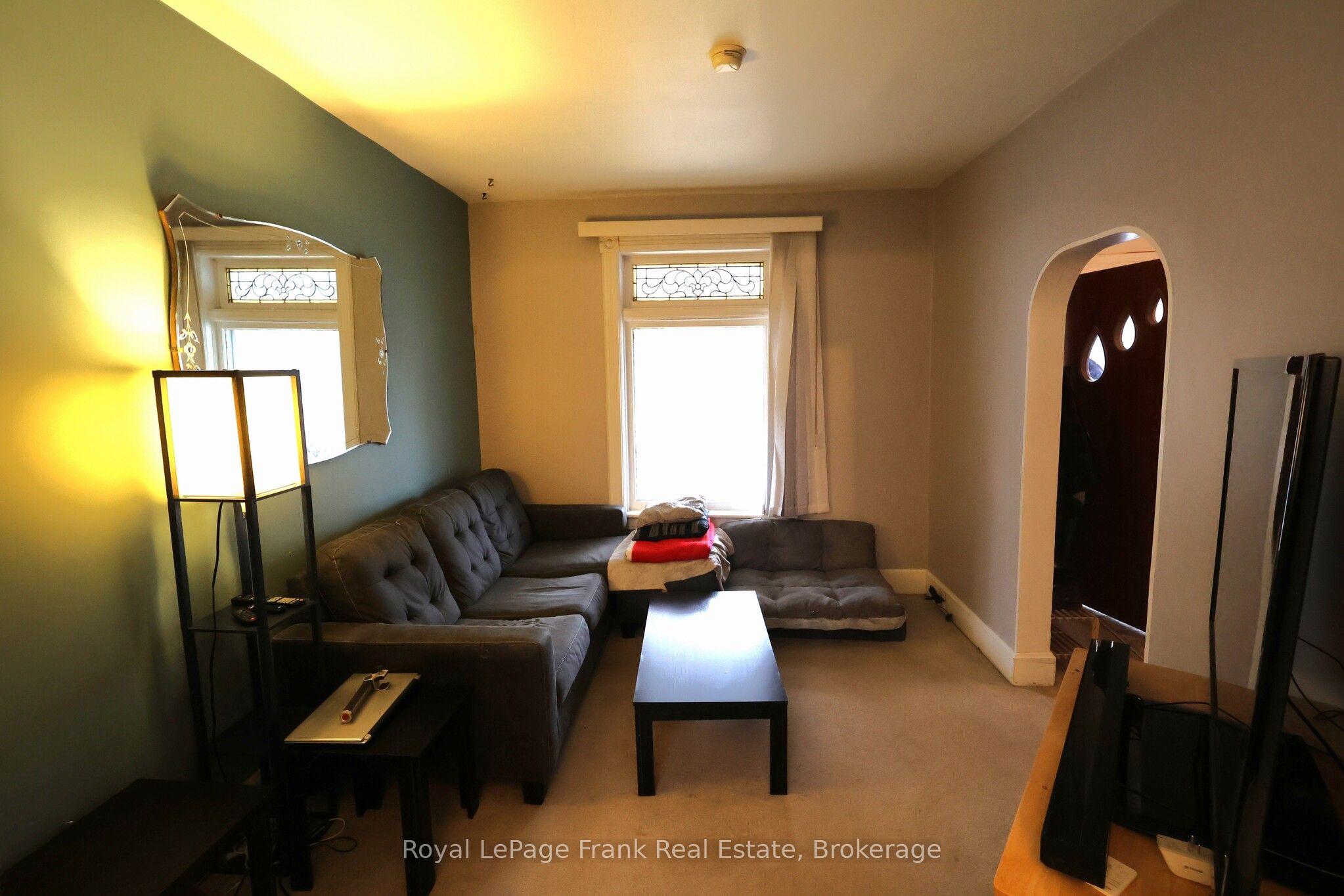 294 Parkhill Road W Property Photo 11