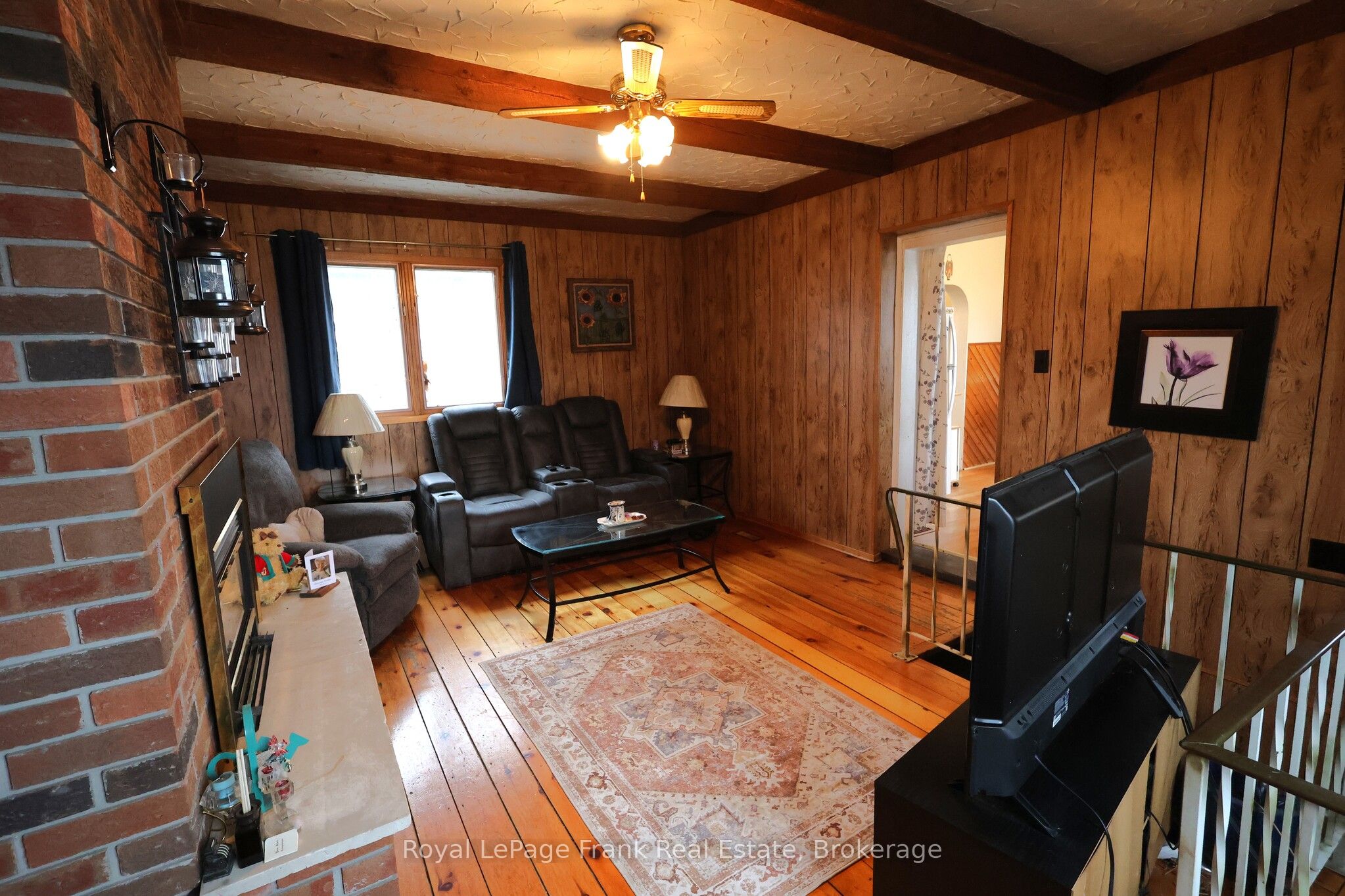 294 Parkhill Road W Property Photo 14