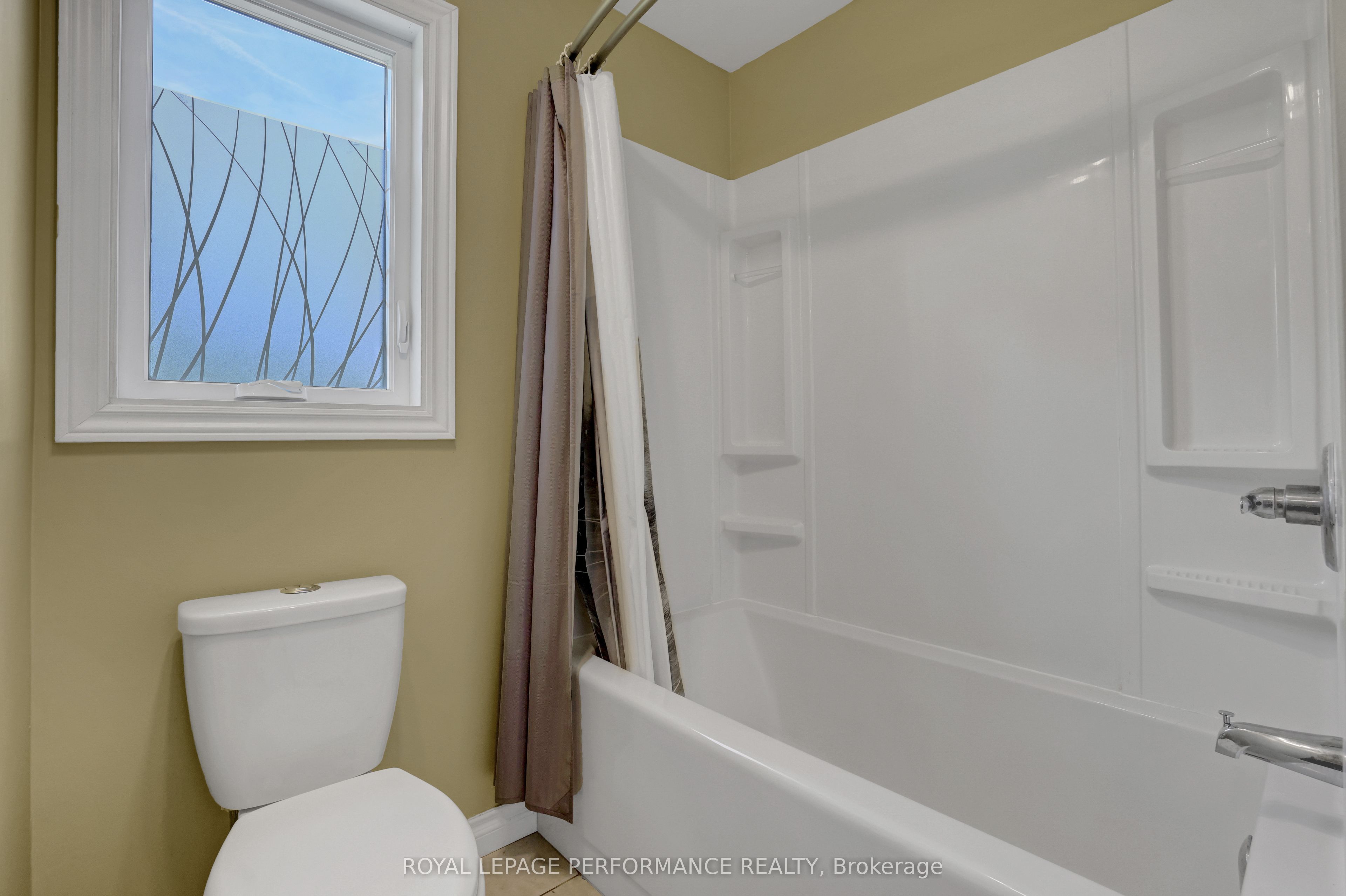 11 Alyssa Crescent Property Photo 22