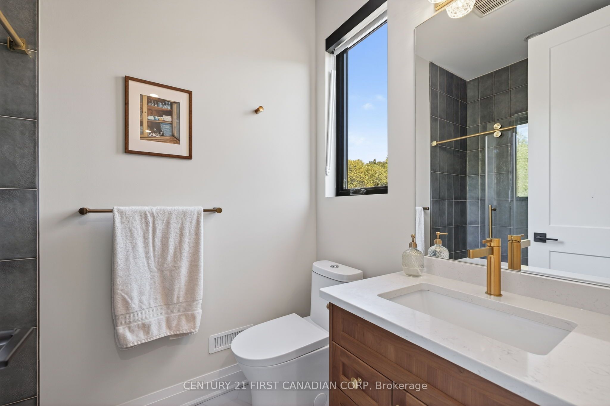 1704 Upper West Avenue Property Photo 28