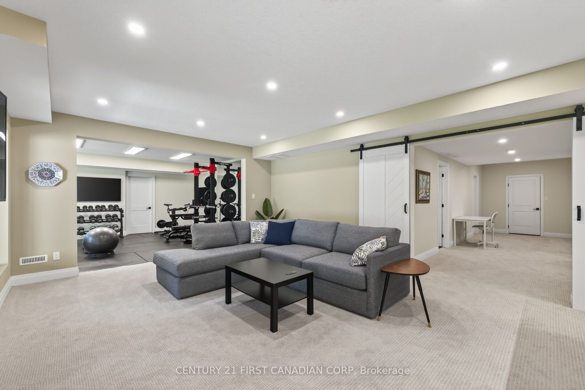 1704 Upper West Avenue Property Photo 38