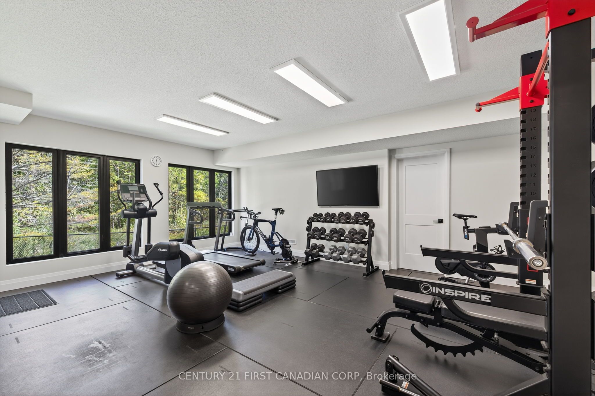1704 Upper West Avenue Property Photo 39